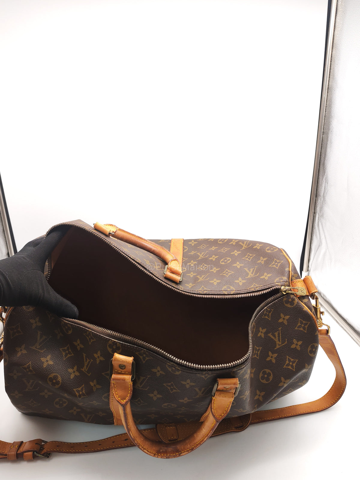 Louis Vuitton Keepall 50 in Monogram Canvas (Date Code: 853 SD) | Purse Maison Luxury Bags Shop