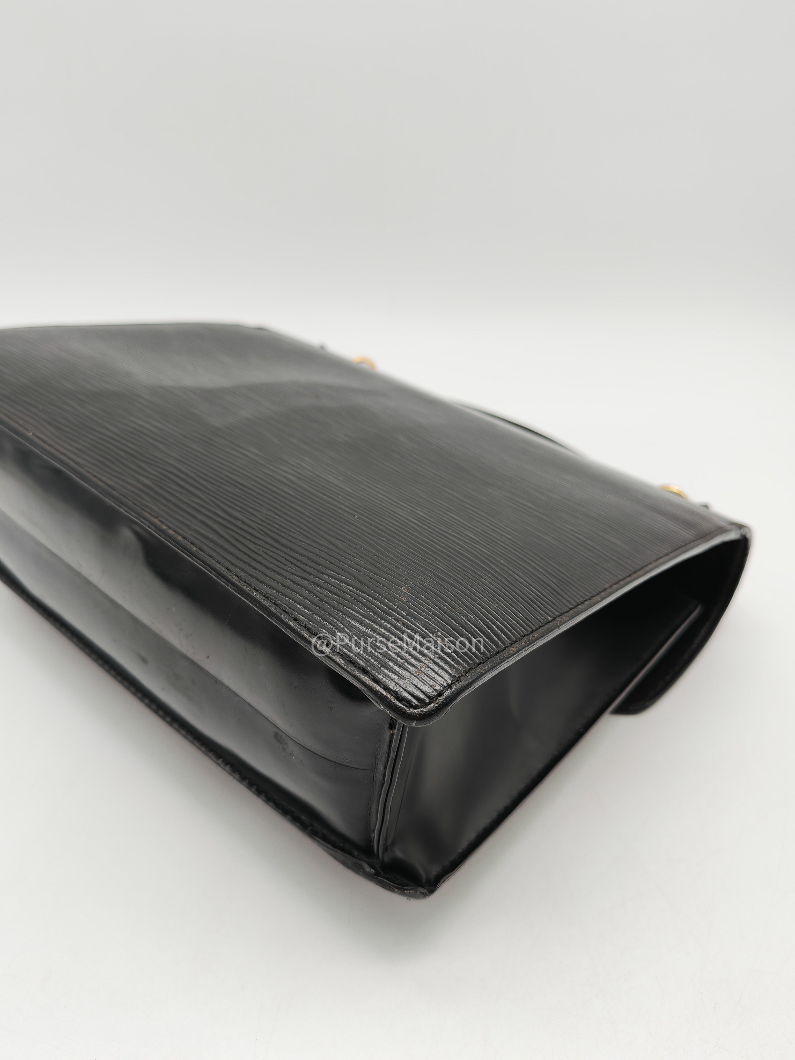 Louis Vuitton Monceau 28 in Black Epi Leather and Gold Hardware (Datecode: SR1002) | Purse Maison Luxury Bags Shop