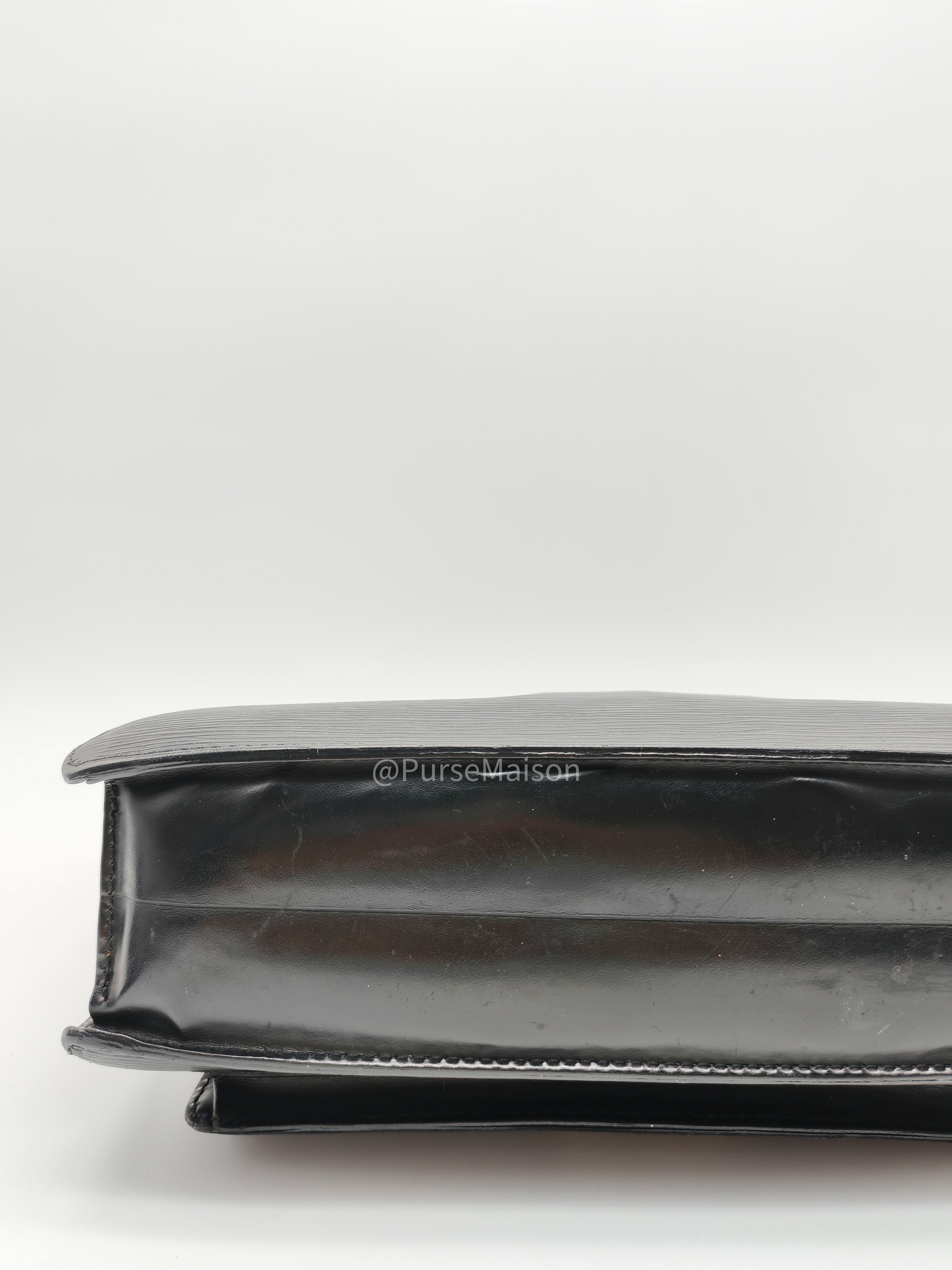 Louis Vuitton Monceau 28 in Black Epi Leather and Gold Hardware (Datecode: SR1002) | Purse Maison Luxury Bags Shop