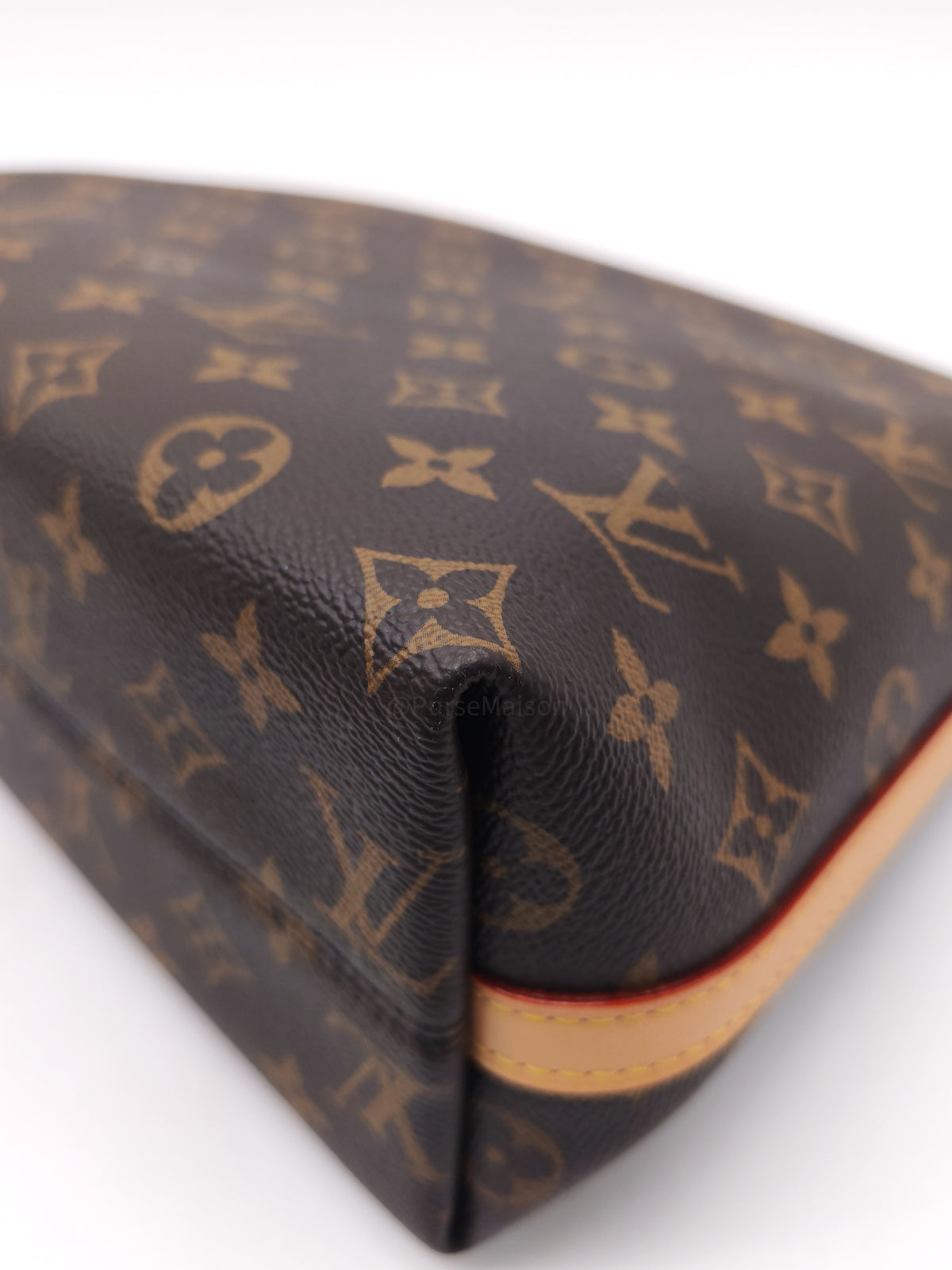 Louis Vuitton Multipass Crossbody Bag in Monogram Canvas and Light Gold Hardware Microchip | Purse Maison Luxury Bags Shop