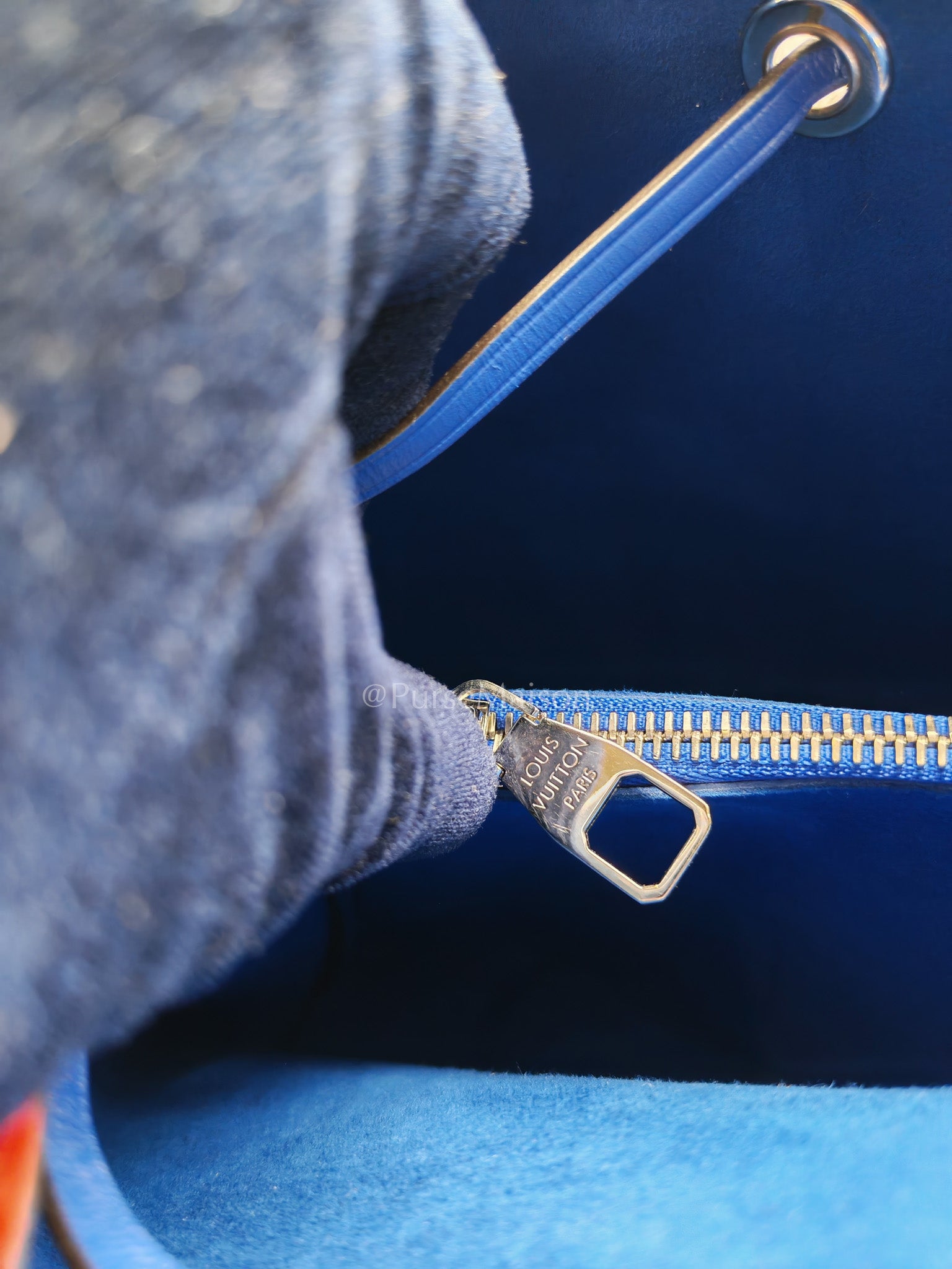 Louis Vuitton Neo Noe MM Coquelicot Red/Blue Epi Leather Bucket Bag (Date Code: SR4138) | Purse Maison Luxury Bags Shop