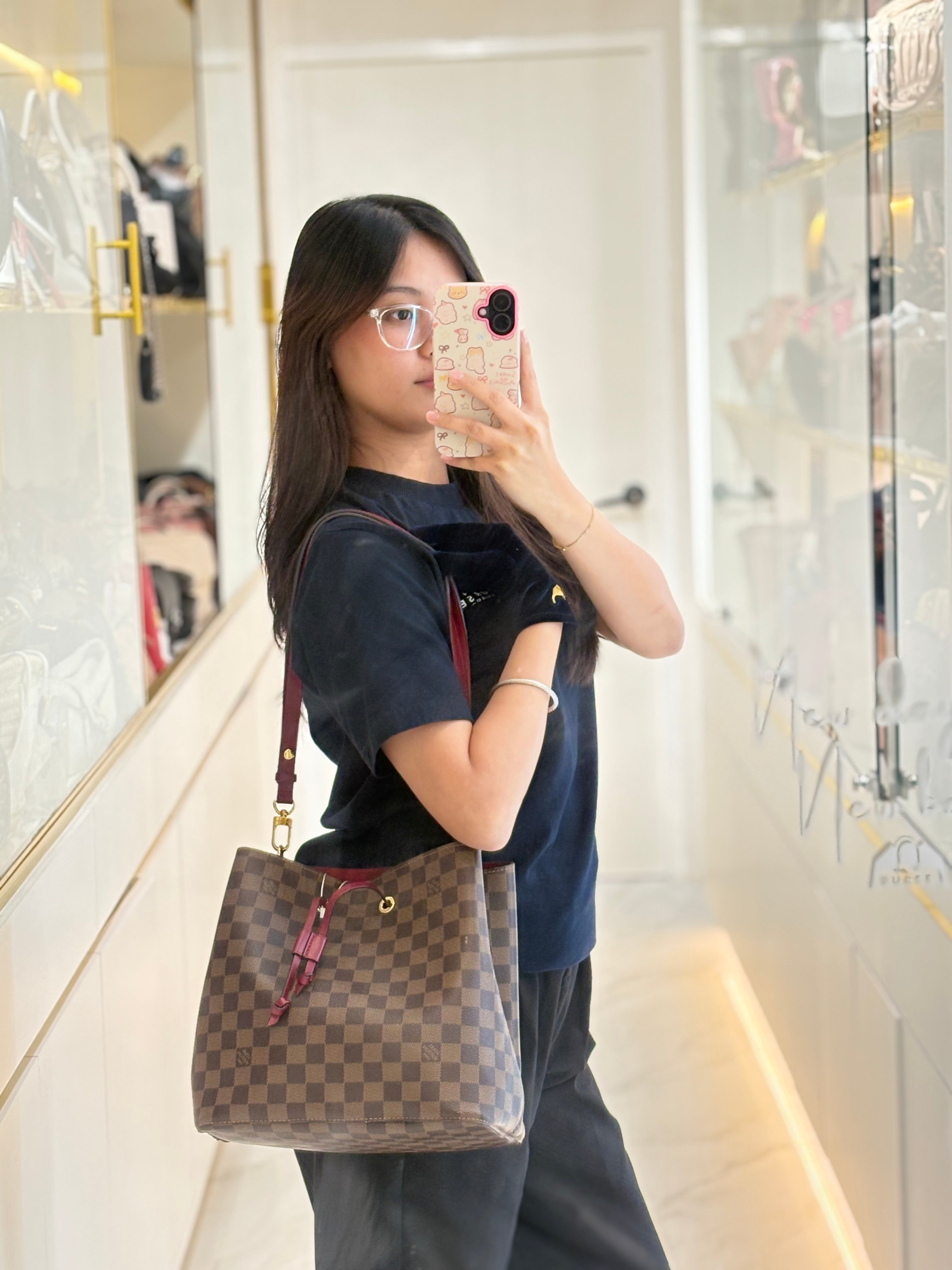 Louis Vuitton Neo Noe MM in Damiere Ebene Canvas and Gold Hardware (Datecode: AH4159) | Purse Maison Luxury Bags Shop