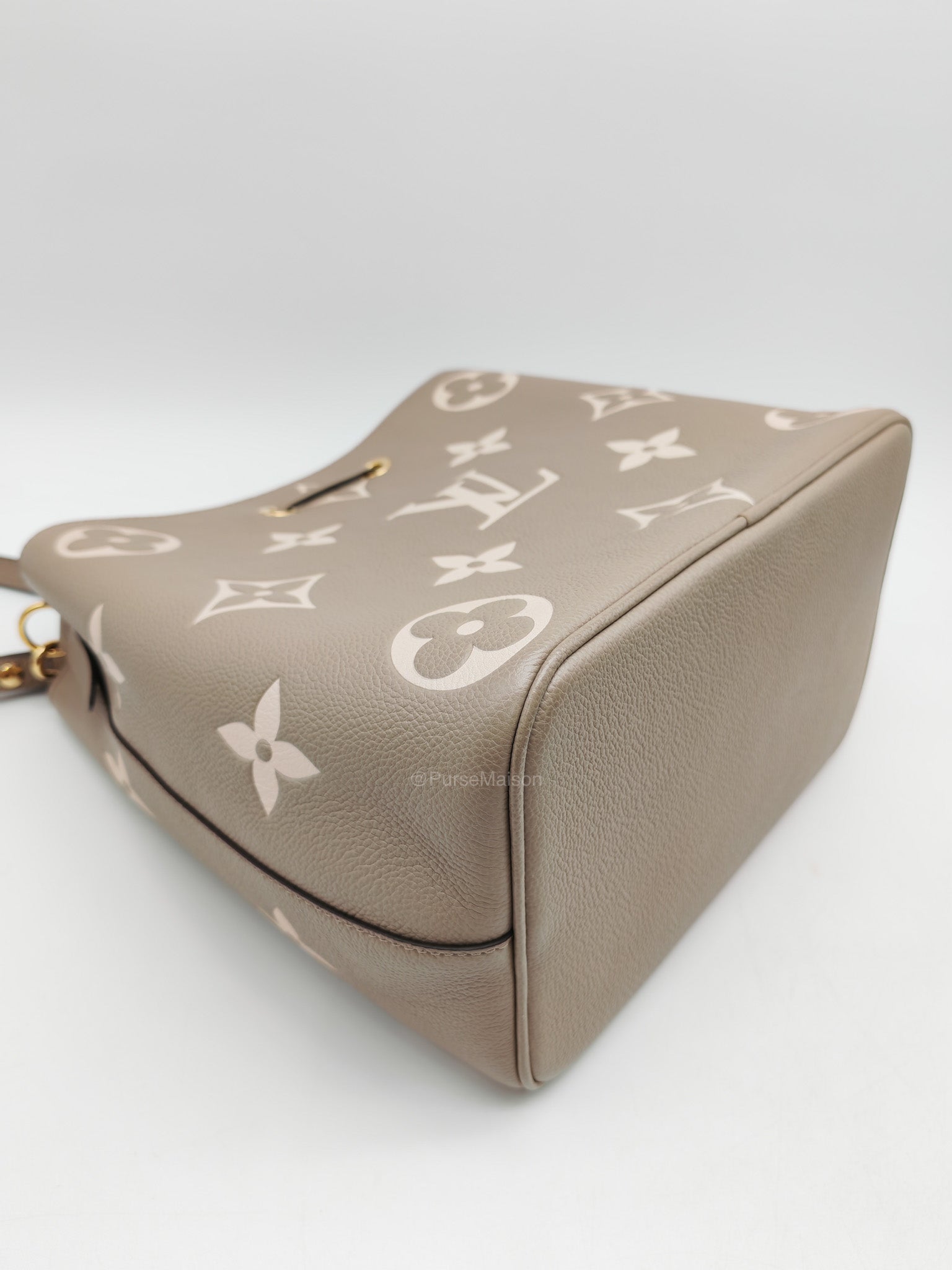 Louis Vuitton Neo Noe MM Tourterelle Empriente Leather Bucket Bag (microchip) | Purse Maison Luxury Bags Shop