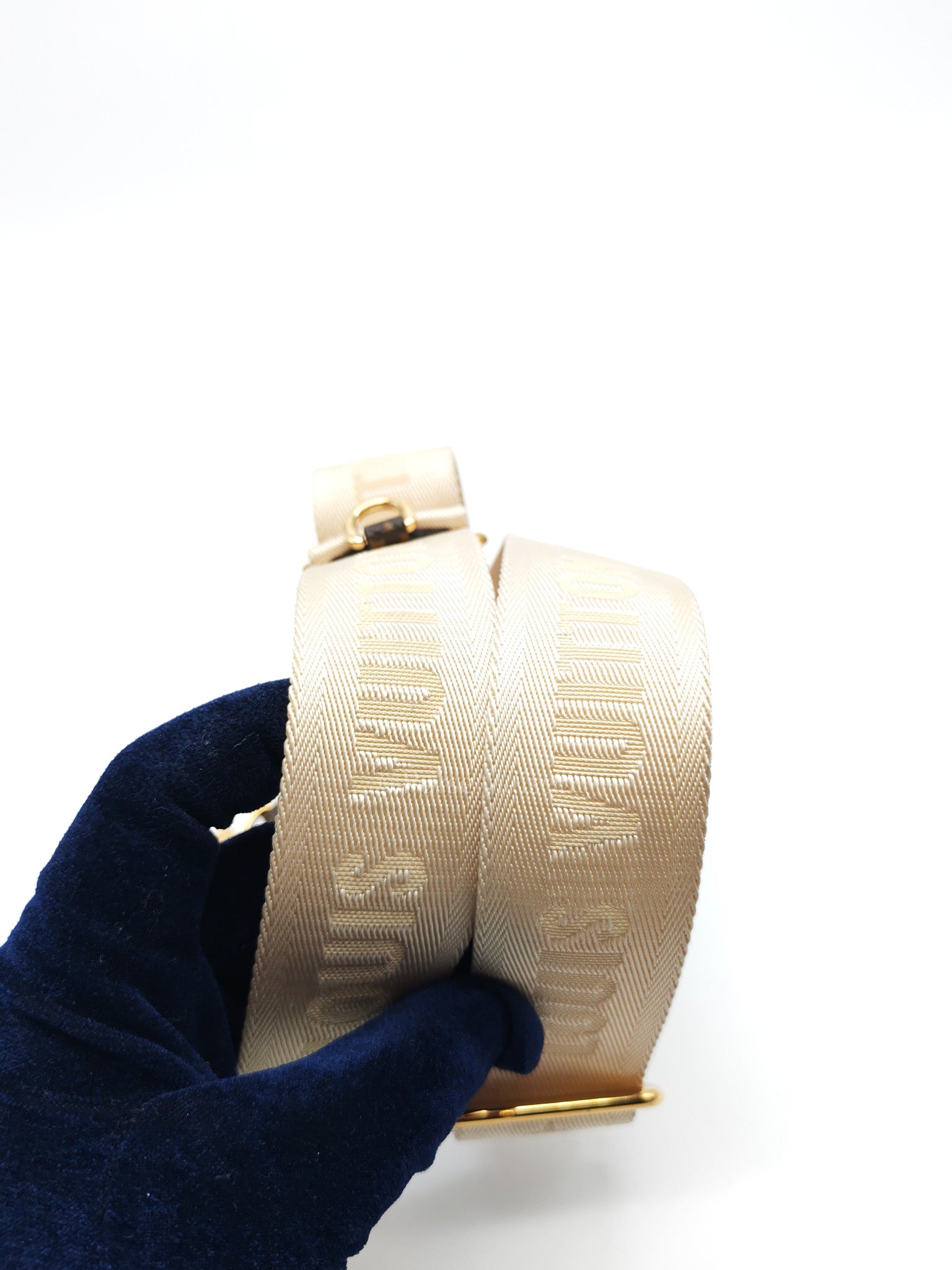 Louis Vuitton On The Go East West in Monogram Reverse Canvas (Microchip) | Purse Maison Luxury Bags Shop