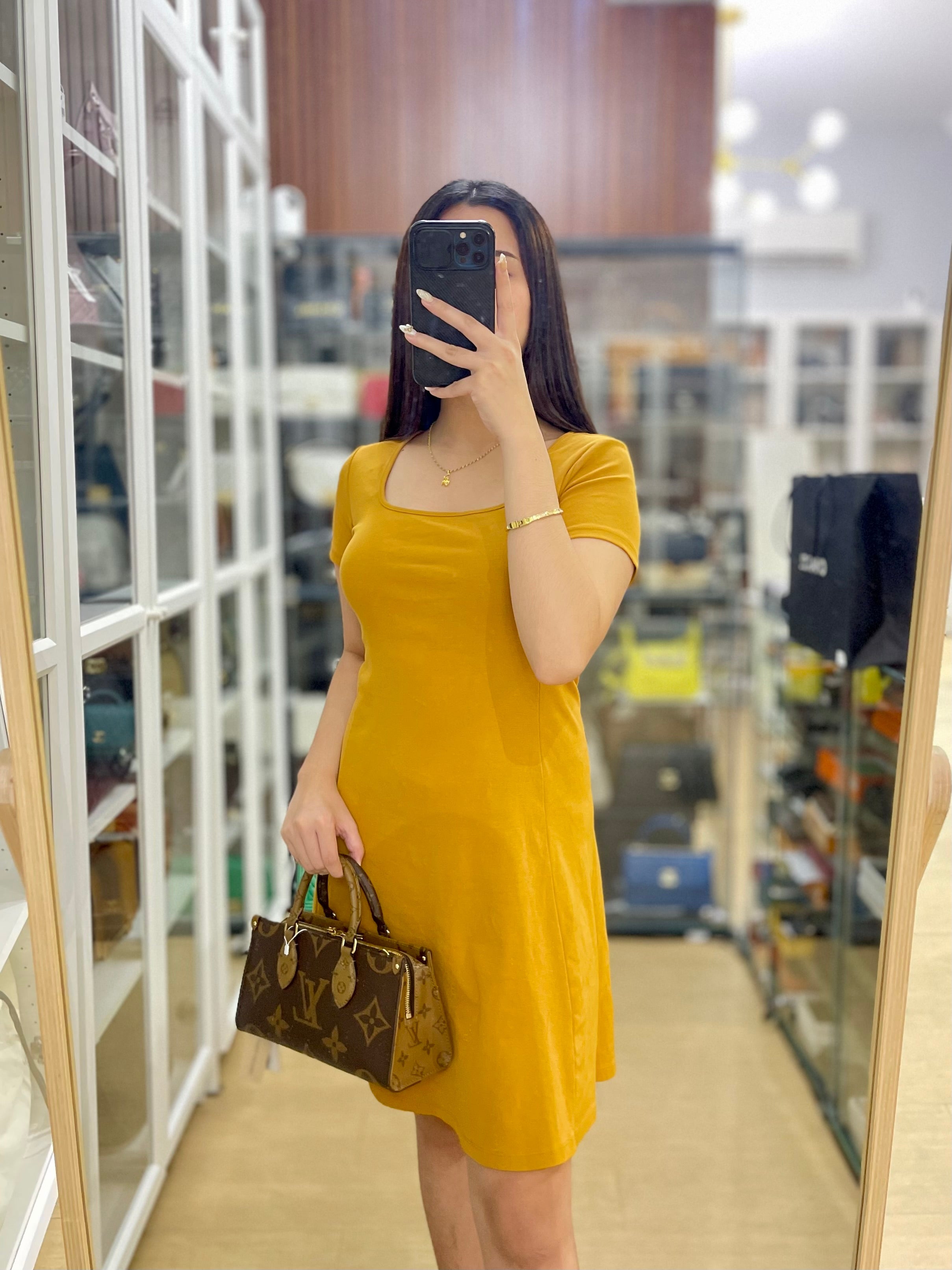 Louis Vuitton On The Go East West in Monogram Reverse Canvas (Microchip) | Purse Maison Luxury Bags Shop