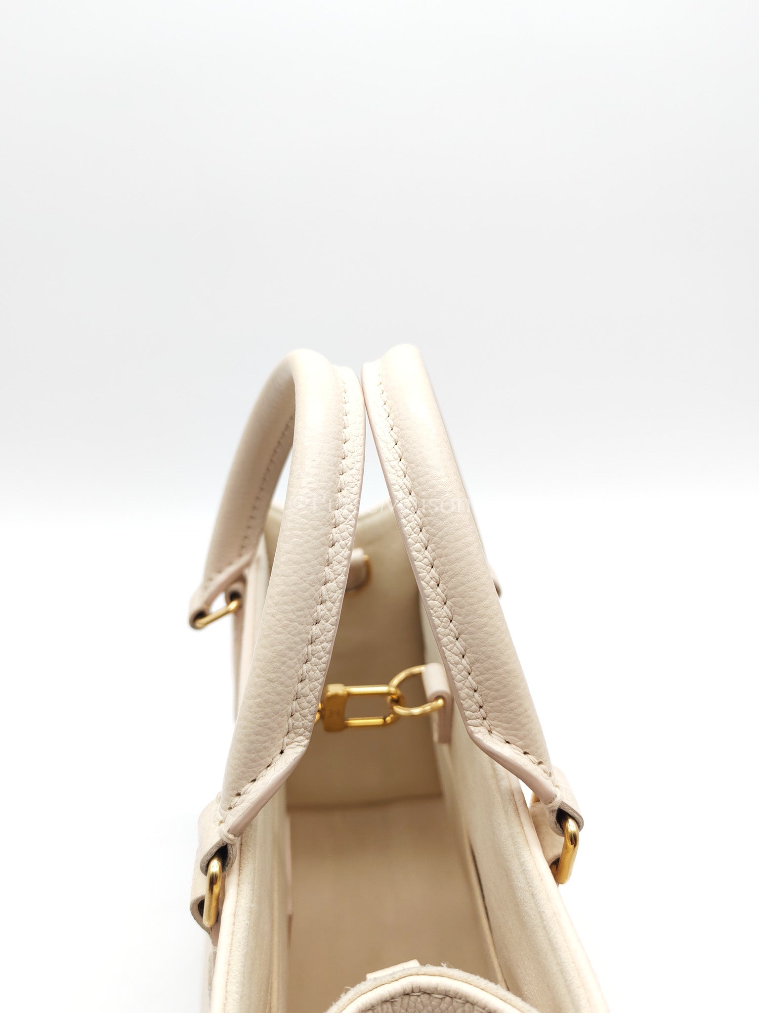 Louis Vuitton On The Go PM in White Monogram Empreinte Leather (Microchip) | Purse Maison Luxury Bags Shop