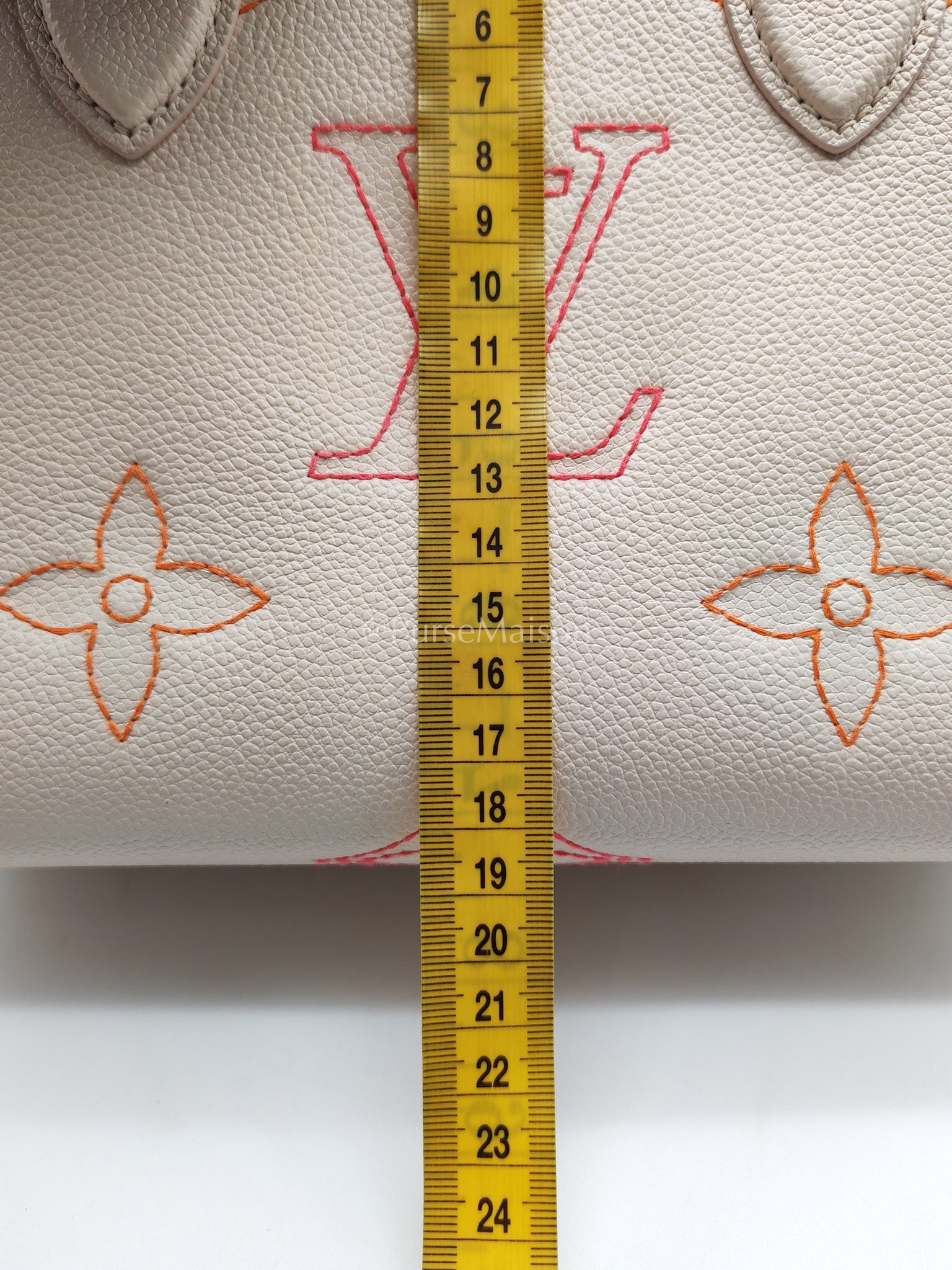 Louis Vuitton On The Go PM in White Monogram Empreinte Leather (Microchip) | Purse Maison Luxury Bags Shop