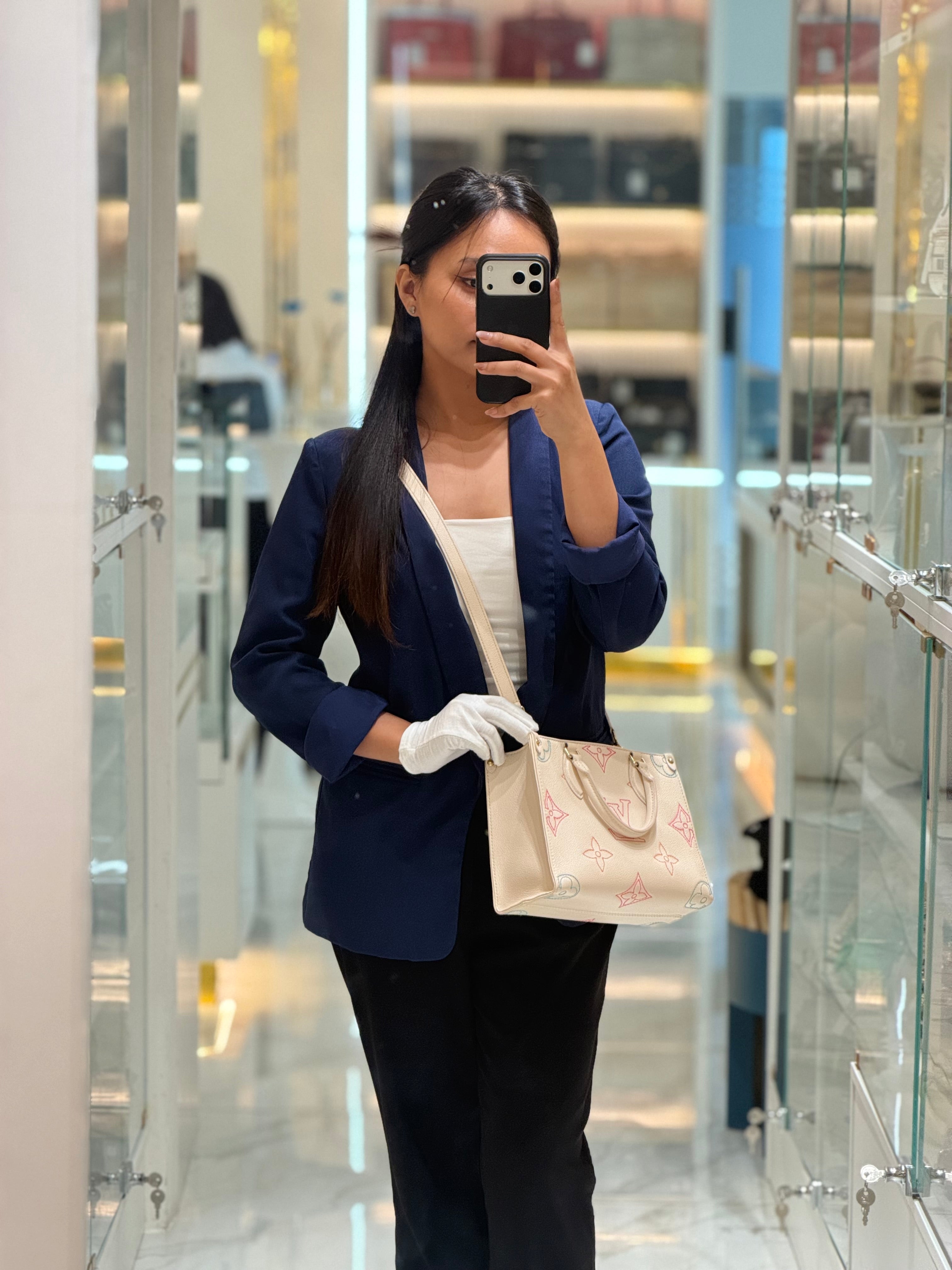 Louis Vuitton On The Go PM in White Monogram Empreinte Leather (Microchip) | Purse Maison Luxury Bags Shop
