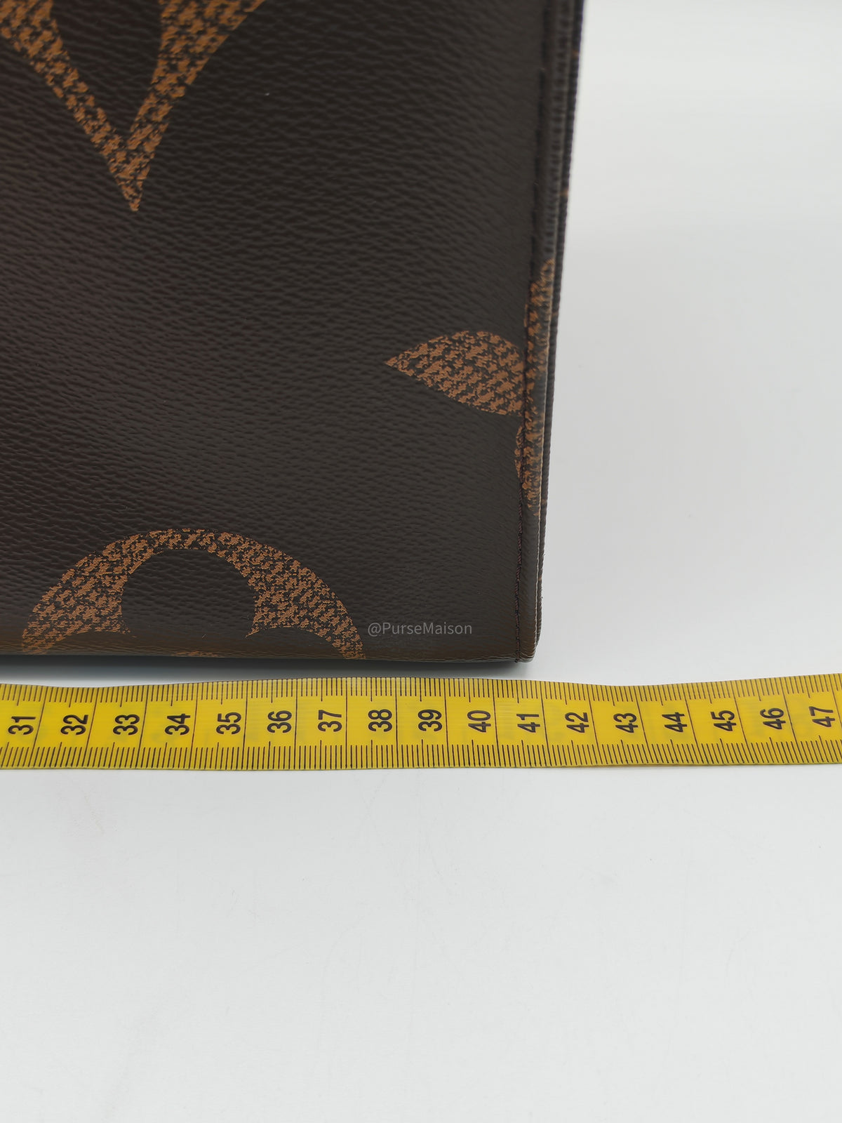 Louis Vuitton OntheGO (OTG) GM in Reverse Monogram Canvas and Gold Hardware (Datecode: TJ4169) | Purse Maison Luxury Bags Shop