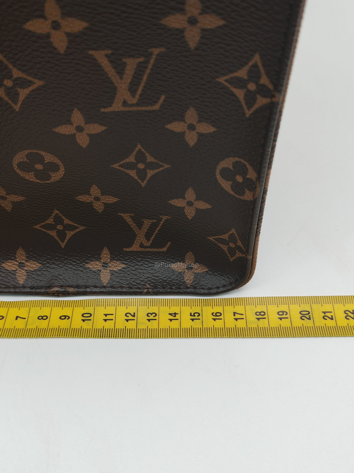 Louis Vuitton OntheGO (OTG) GM in Reverse Monogram Canvas and Gold Hardware (Datecode: TJ4169) | Purse Maison Luxury Bags Shop