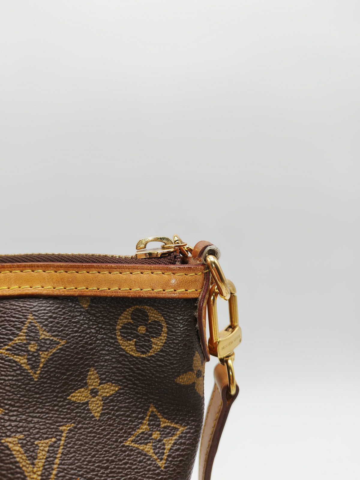 Louis Vuitton Palermo PM Bag in Monogram Canvas and Gold Hardware (Datecode: TA3133) | Purse Maison Luxury Bags Shop
