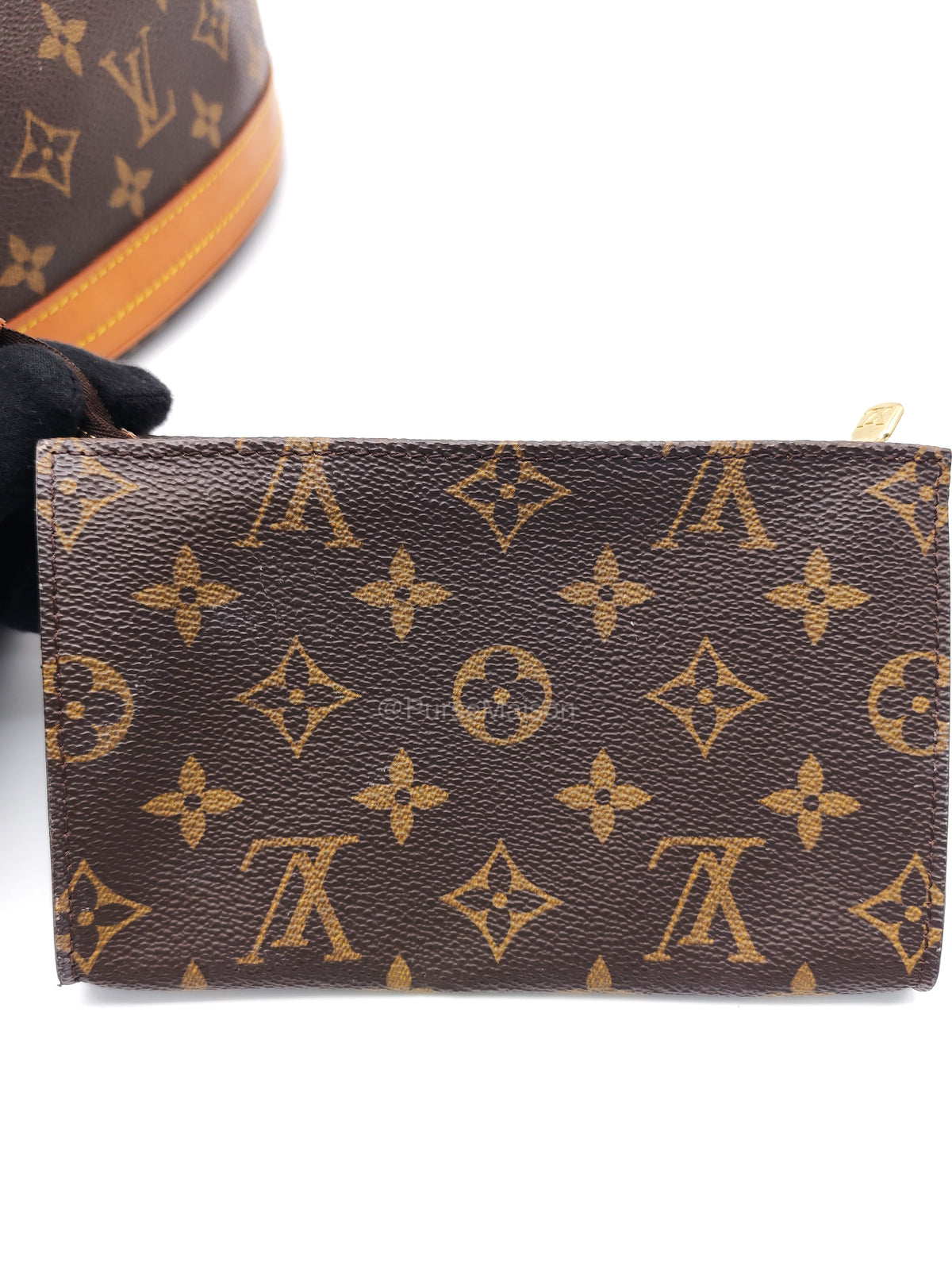 Louis Vuitton Petit Bucket Bag PM in Monogram Canvas and Gold Hardware (Datecode: VI0959) | Purse Maison Luxury Bags Shop