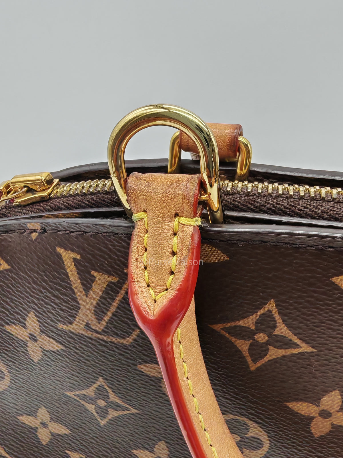 Louis Vuitton Petit Palais in Monogram Canvas and Gold Hardware Microchip | Purse Maison Luxury Bags Shop