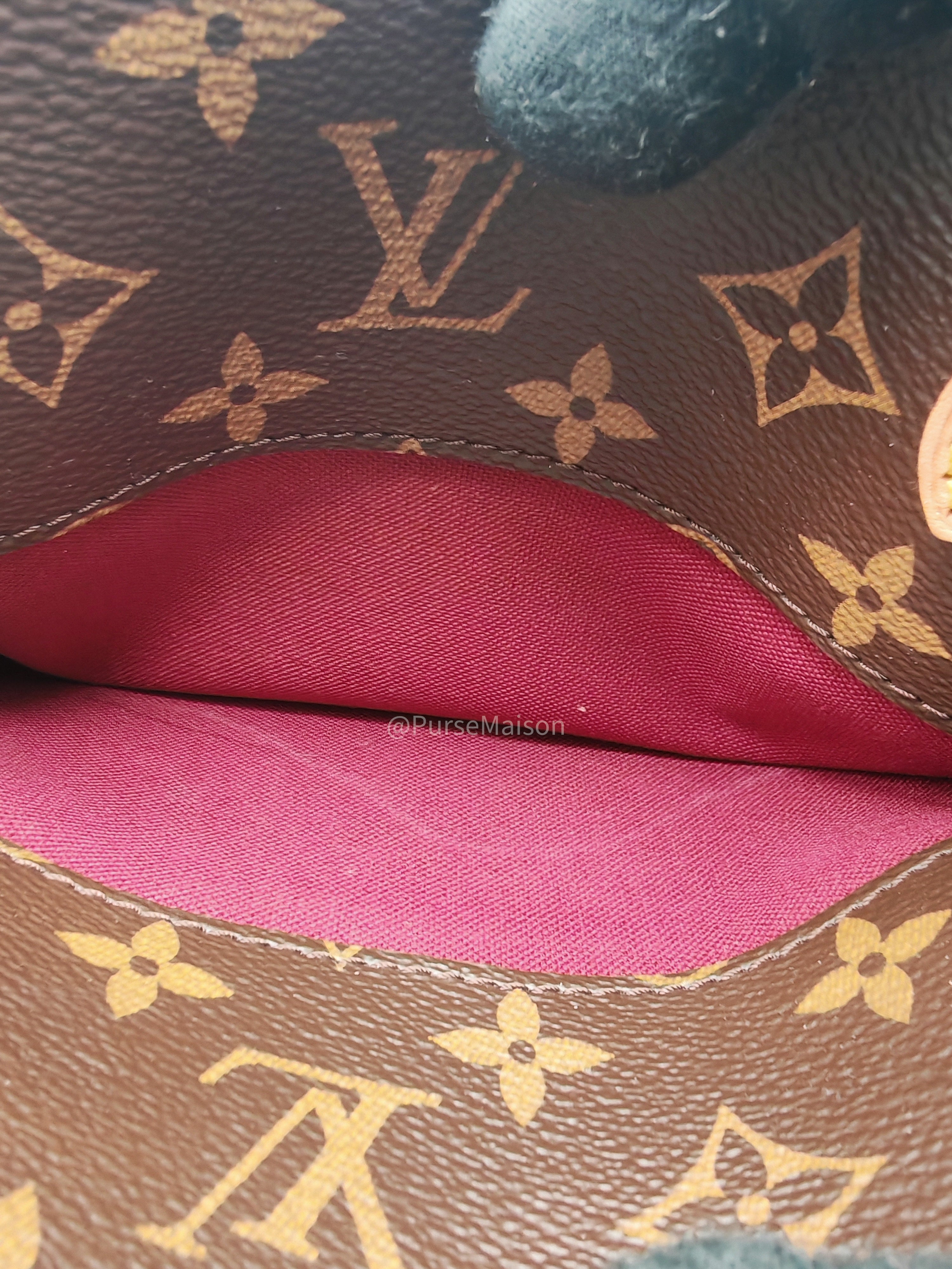 Louis Vuitton Petit Palais in Monogram Canvas and Gold Hardware Microchip | Purse Maison Luxury Bags Shop