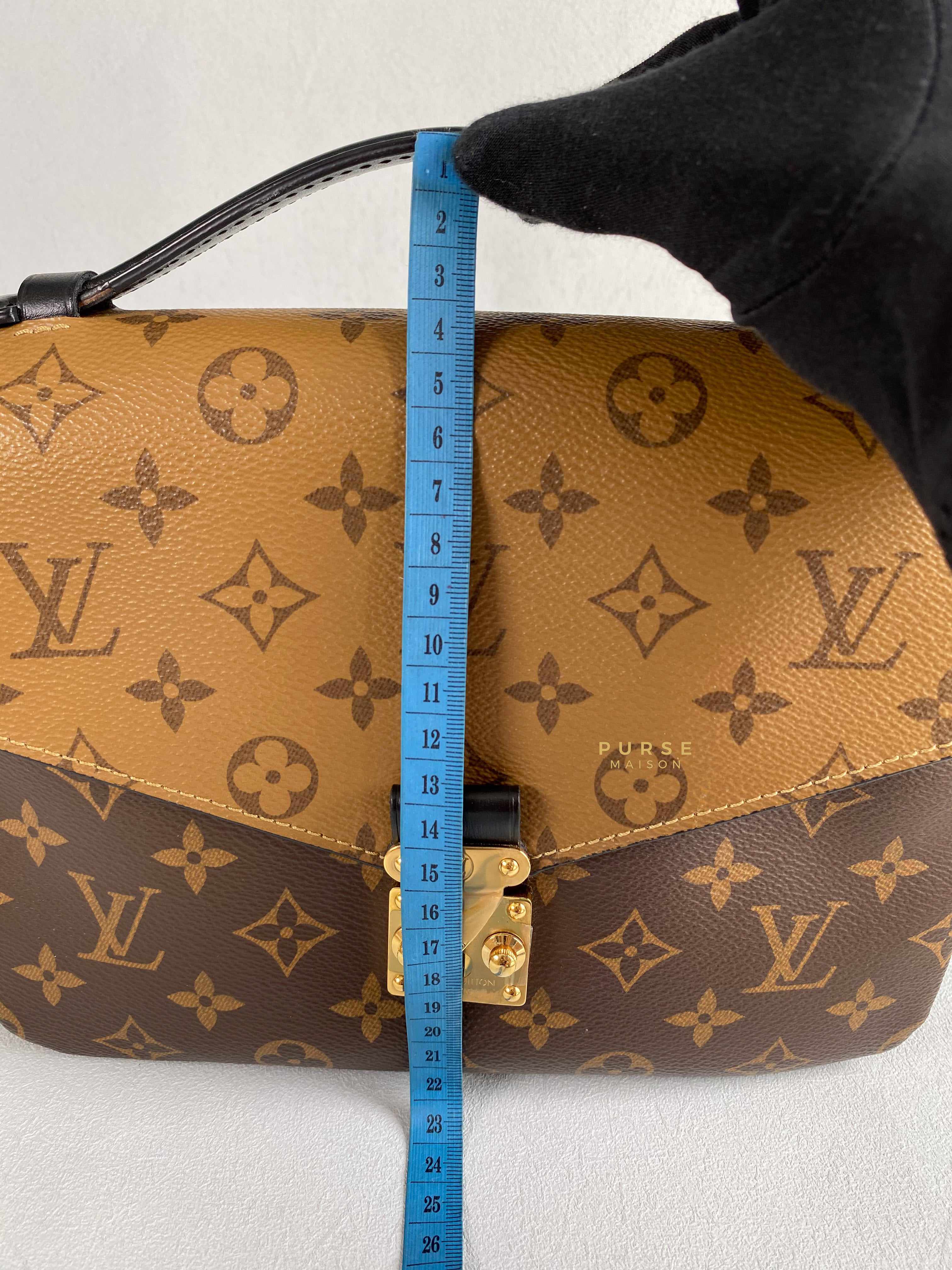 Louis Vuitton Pochette Metis in Reverse Monogram (Date code: DR1179)