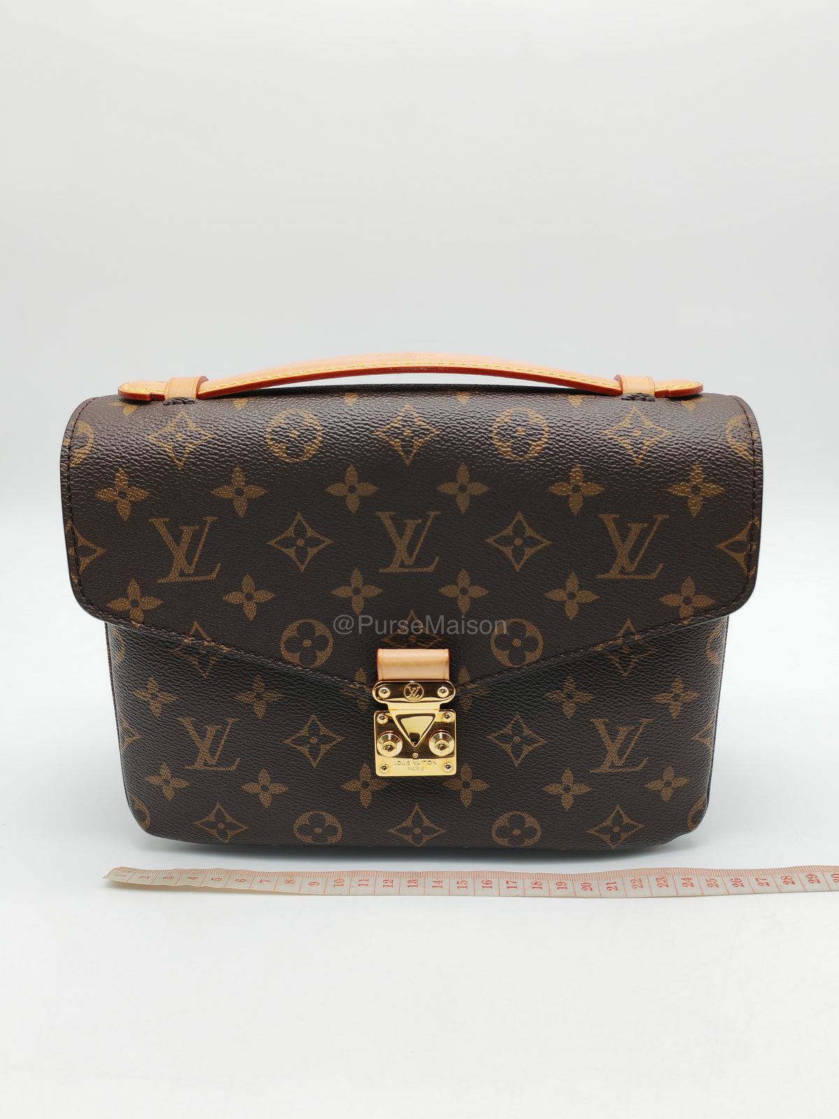 Louis Vuitton Pochette Metis MM in Monogram Canvas (Microchip) | Purse Maison Luxury Bags Shop