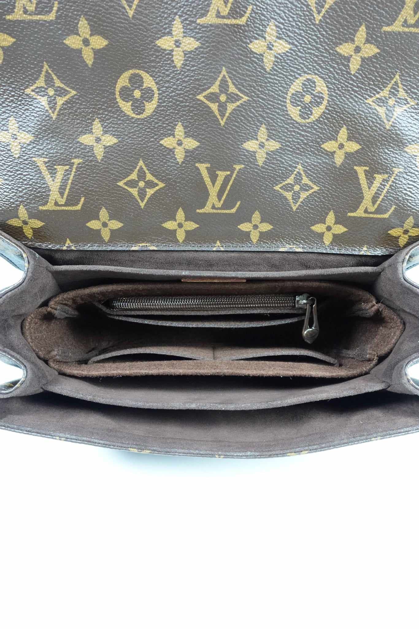 Louis Vuitton Pochette Metis Monogram (PL1147)