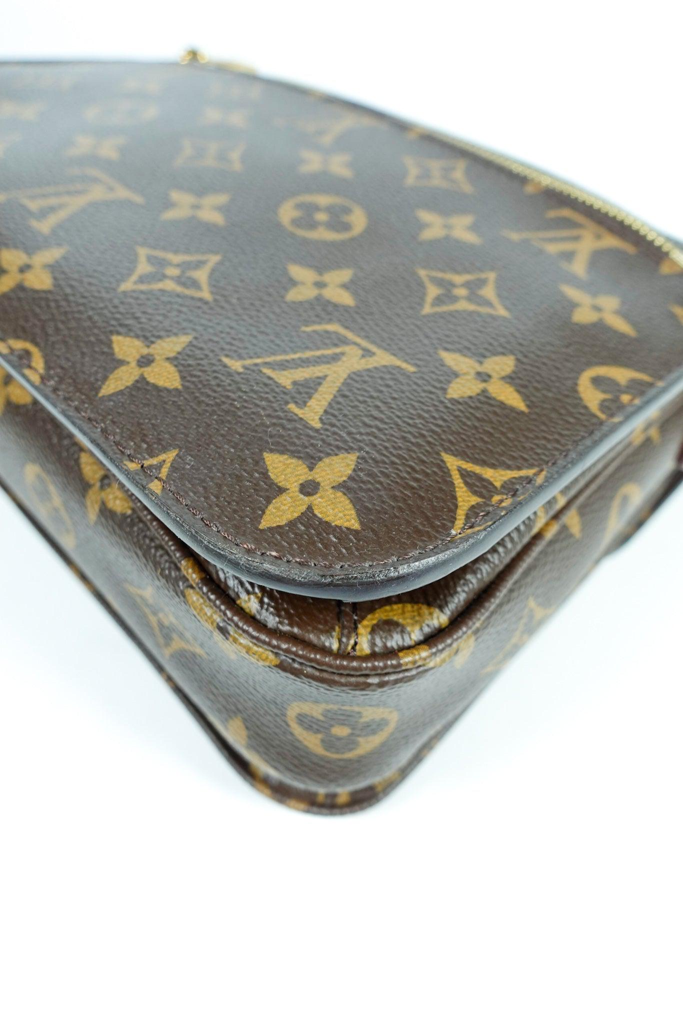 Louis Vuitton Pochette Metis Monogram (PL1147)