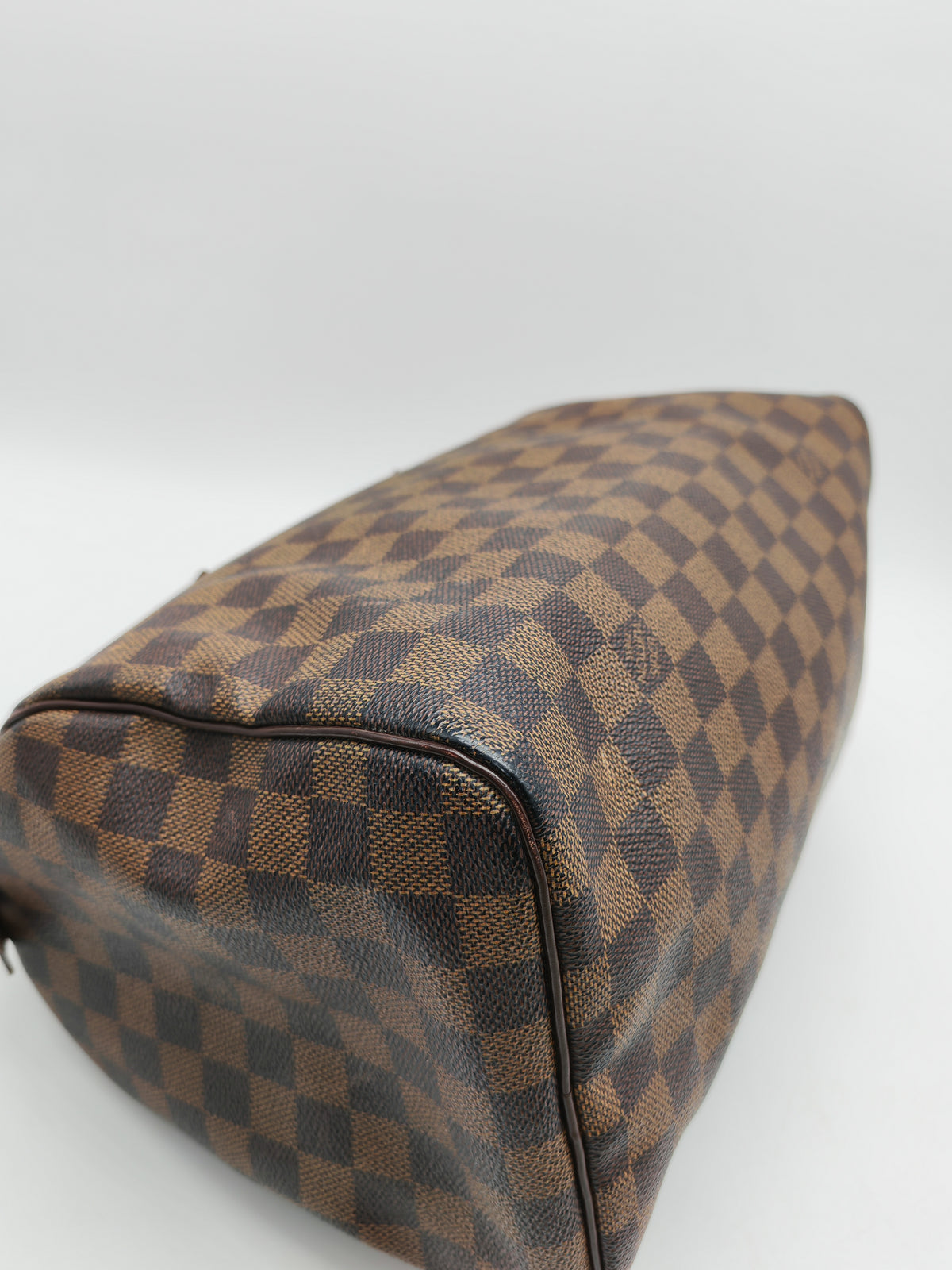 Louis Vuitton Speedy 30 in Damier Ebene Canvas and Gold Hardware (Datecode: SP1087) | Purse Maison Luxury Bags Shop