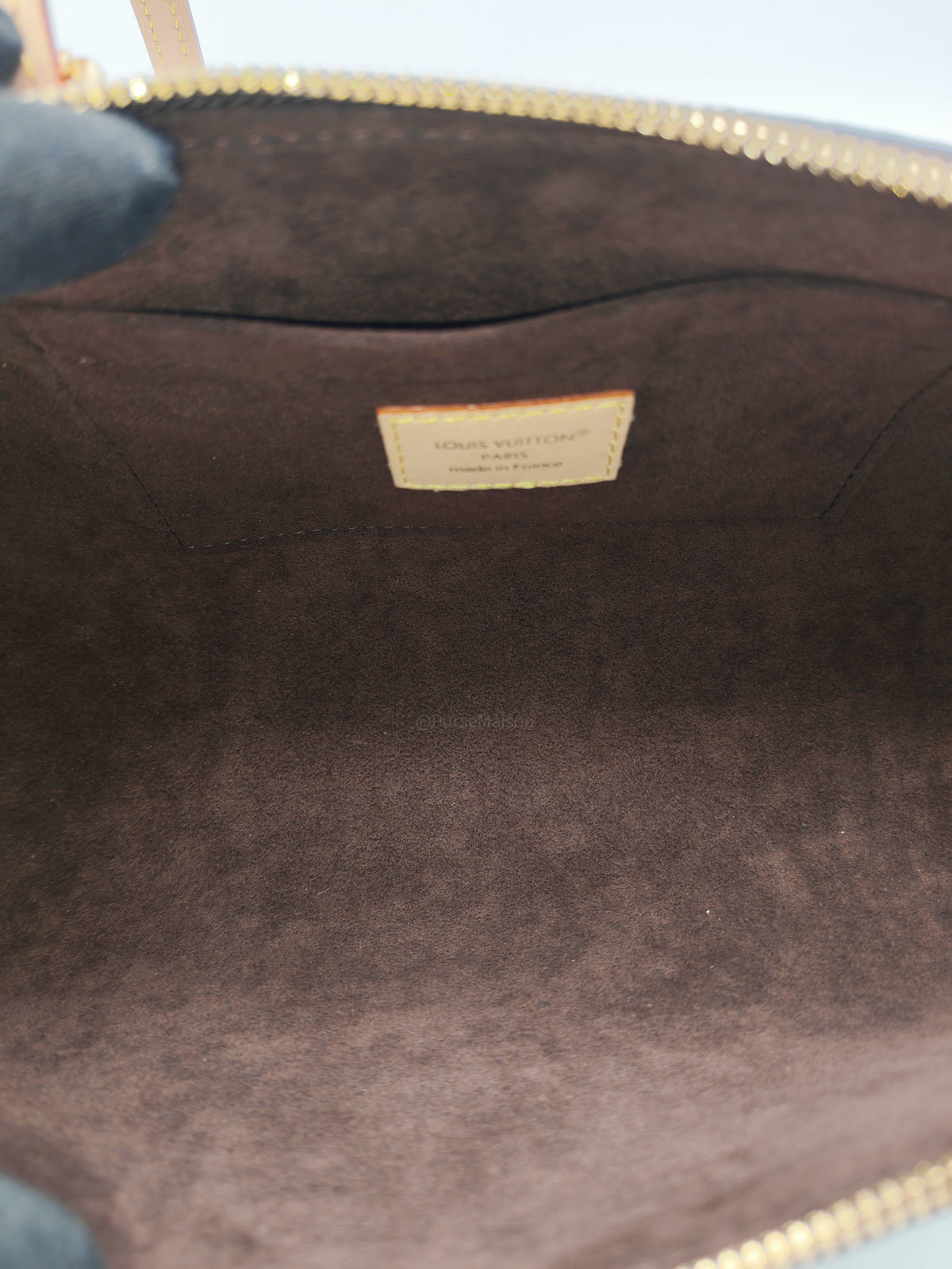 Louis Vuitton Squire East West Handbag in Monogram Canvas and Gold Hardware Microchip | Purse Maison Luxury Bags Shop