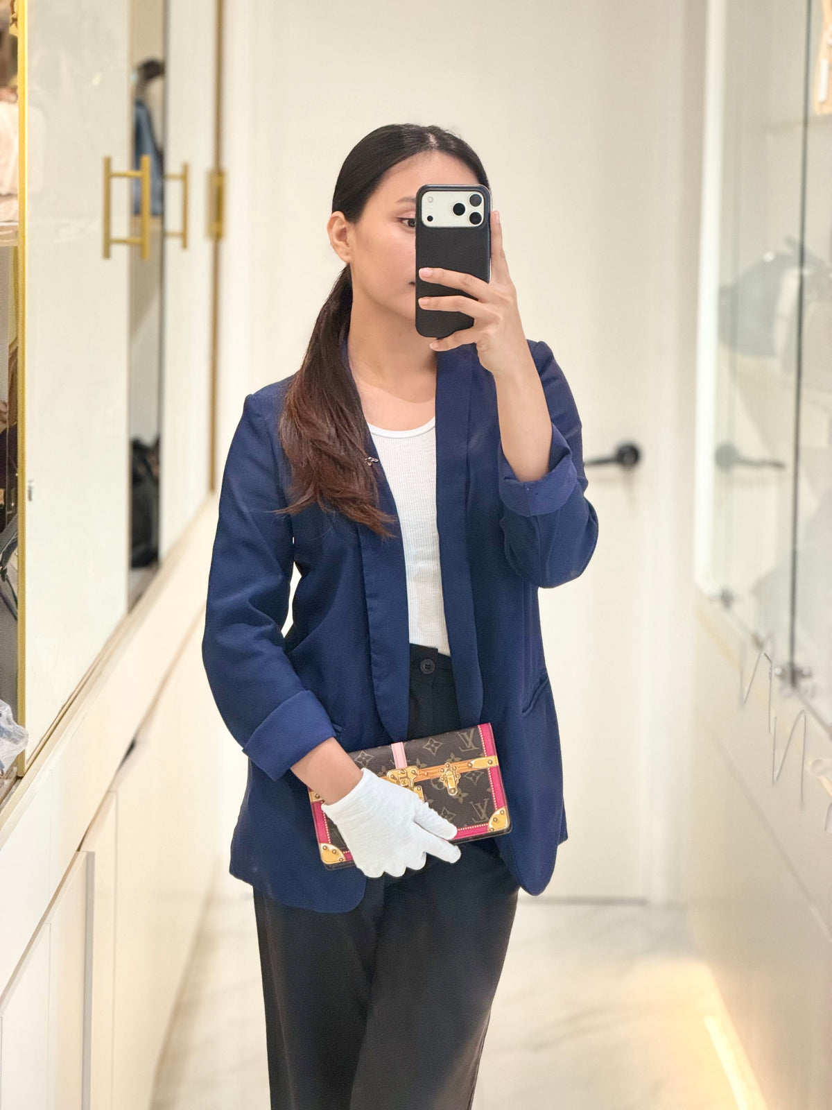 Louis Vuitton Summer Trunks Pochette Weekend Bag in Monogram Canvas and Gold Hardware (Datecode: UB1178) | Purse Maison Luxury Bags Shop