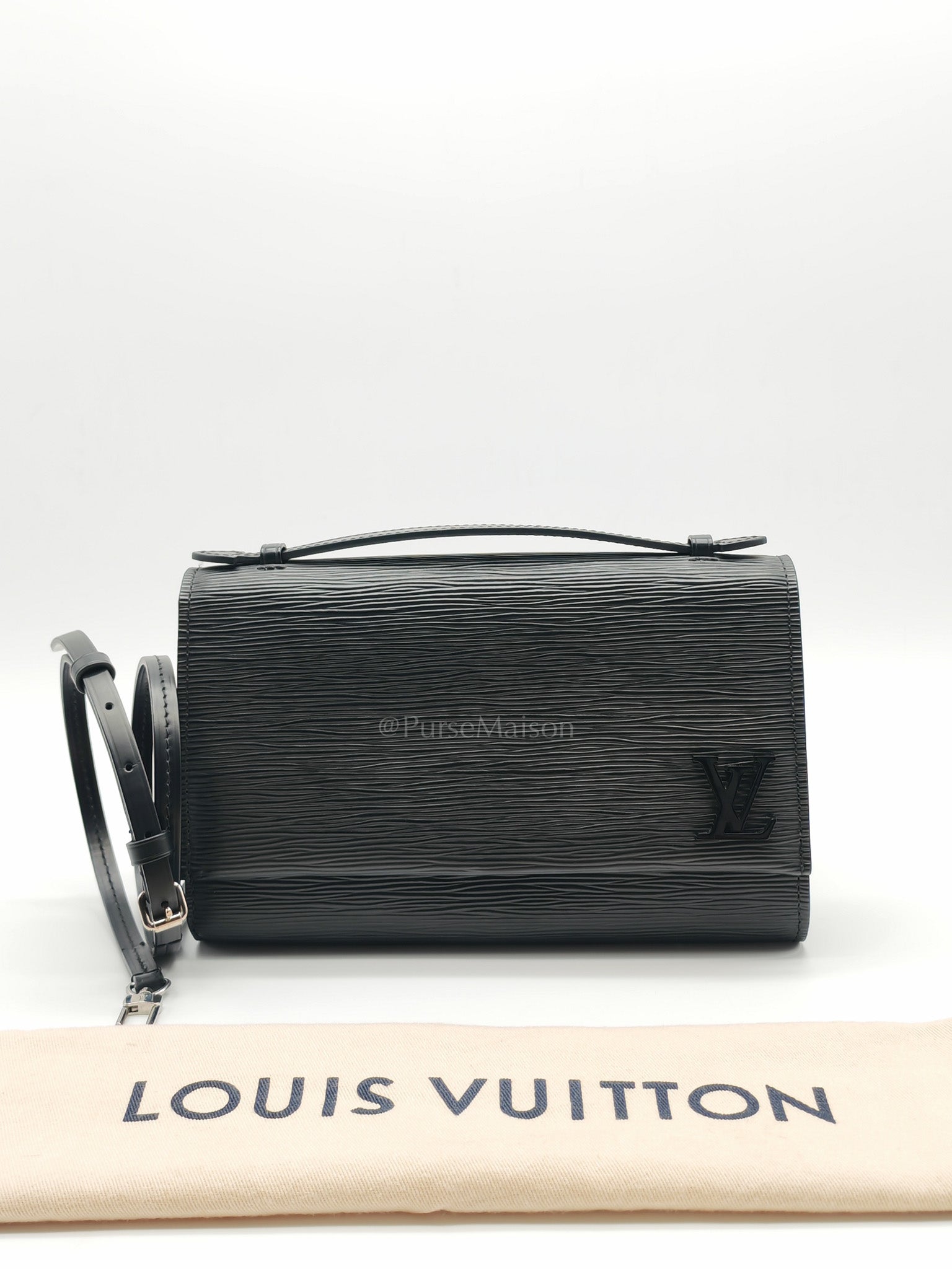 Clery Pochette in Black Epi Leather & Black/Silver Hardware (Datecode: SR2199)