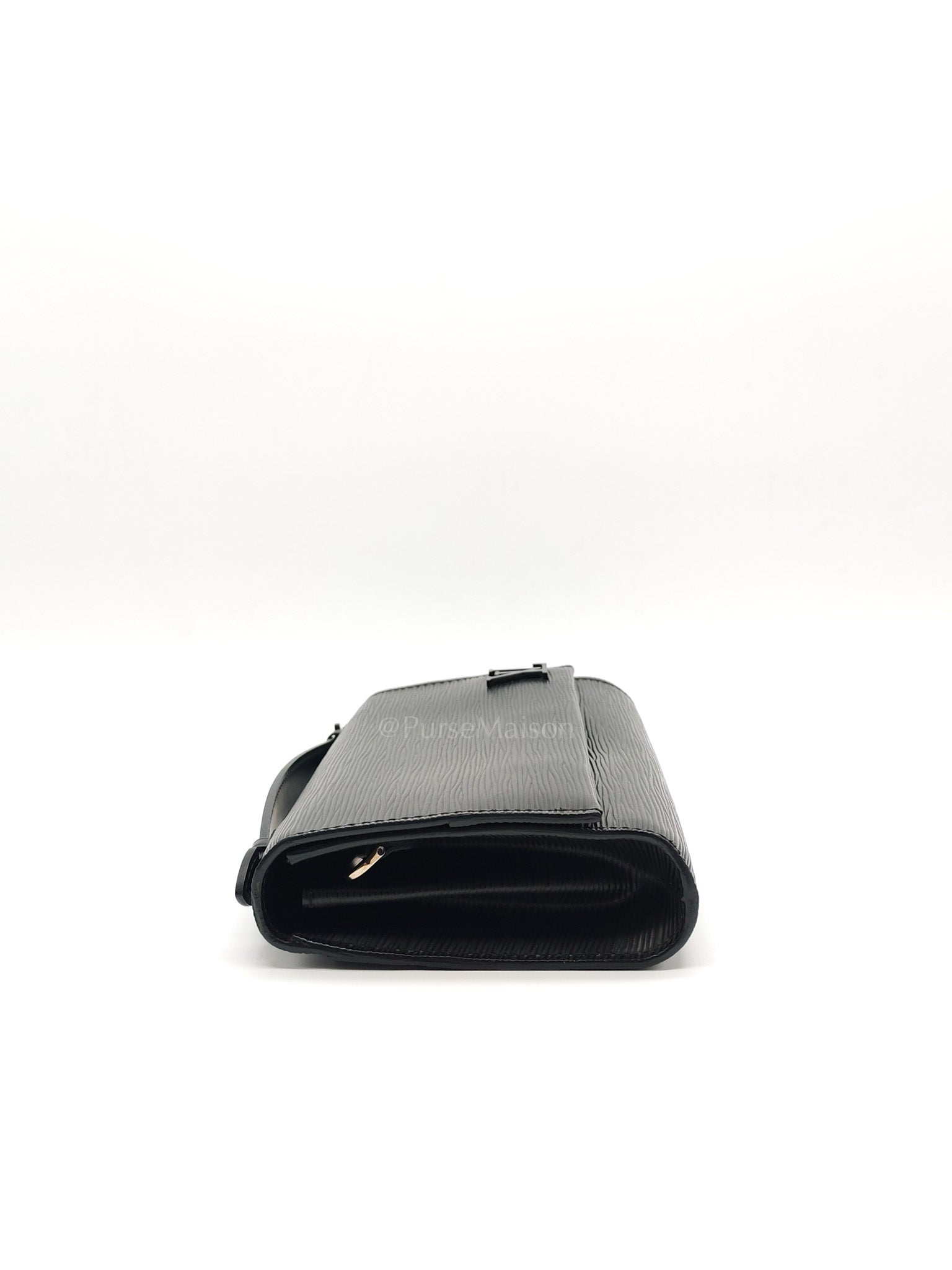 Clery Pochette in Black Epi Leather & Black/Silver Hardware (Datecode: SR2199)