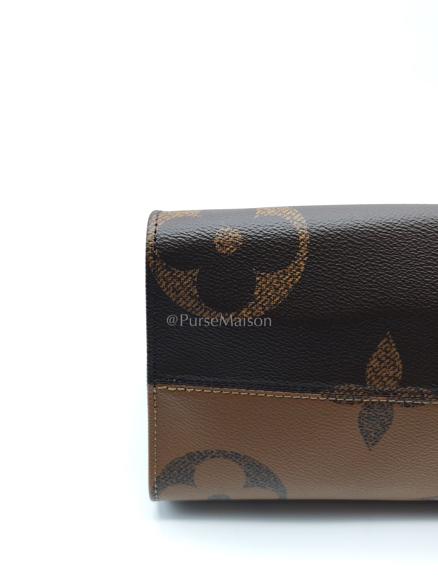 Louis Vuitton OntheGo MM in Reverse Monogram Canvas and Gold Hardware Microchip