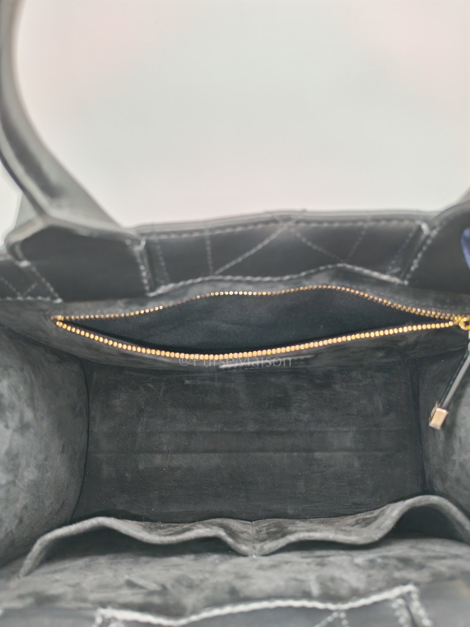 Macrocannage Booktote Small in Black Lambskin Leather Shoulder Bag | Purse Maison Luxury Bags Shop