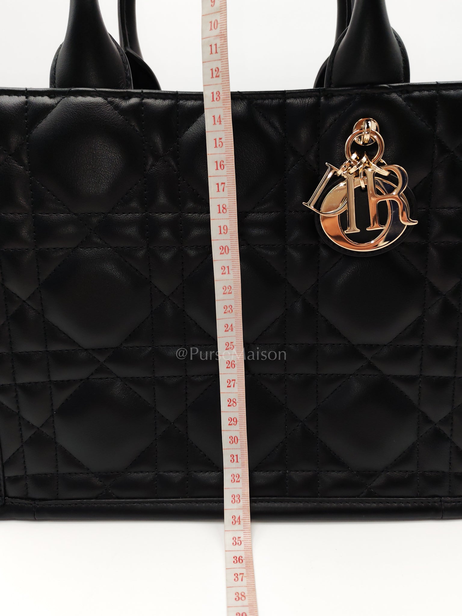 Macrocannage Booktote Small in Black Lambskin Leather Shoulder Bag | Purse Maison Luxury Bags Shop