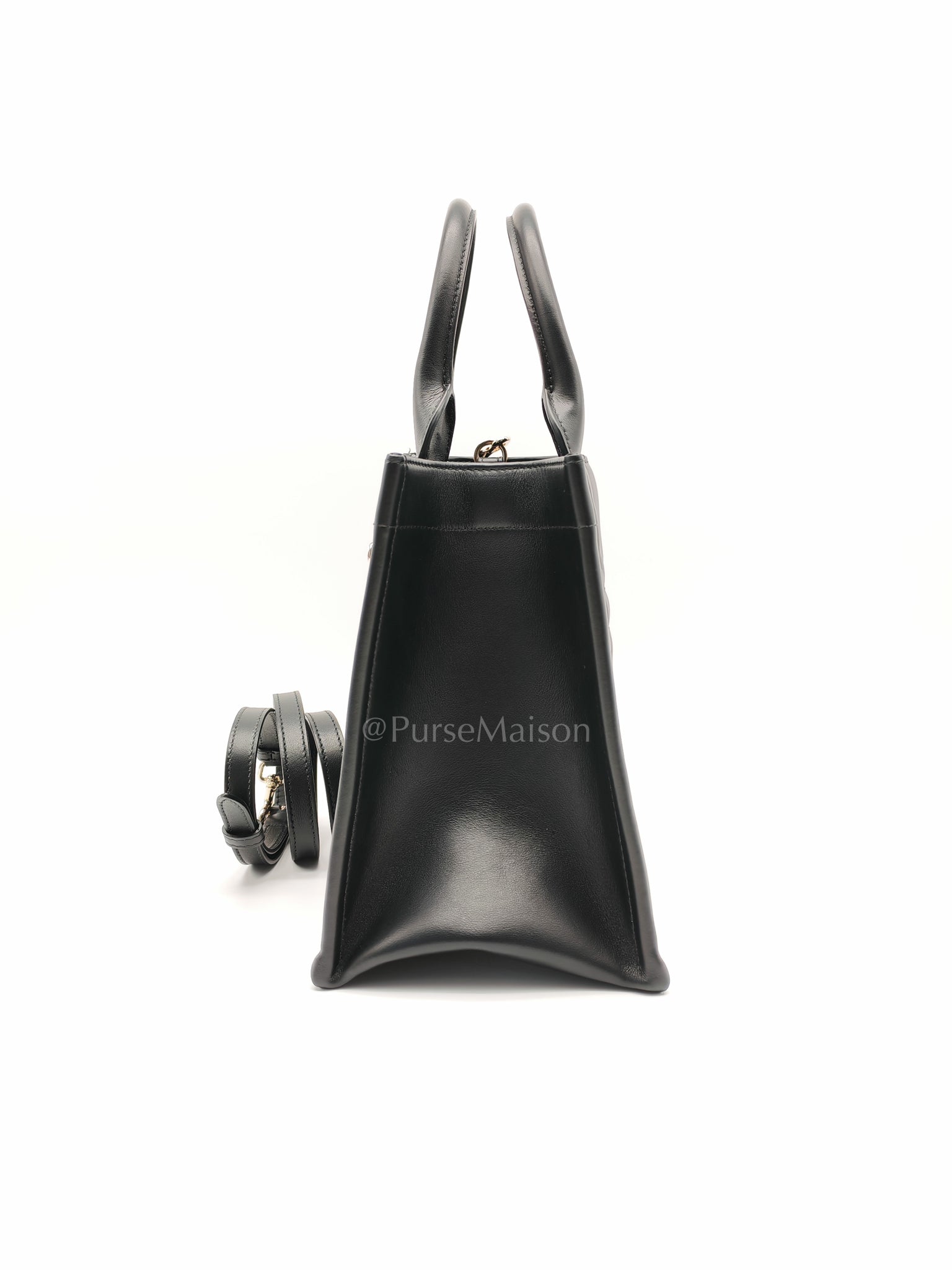 Macrocannage Booktote Small in Black Lambskin Leather Shoulder Bag | Purse Maison Luxury Bags Shop