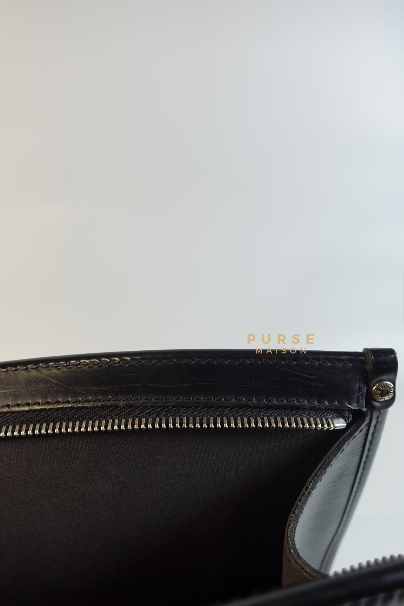 Madeleine Bag in Noir Epi Leather (Microchip) | Purse Maison Luxury Bags Shop