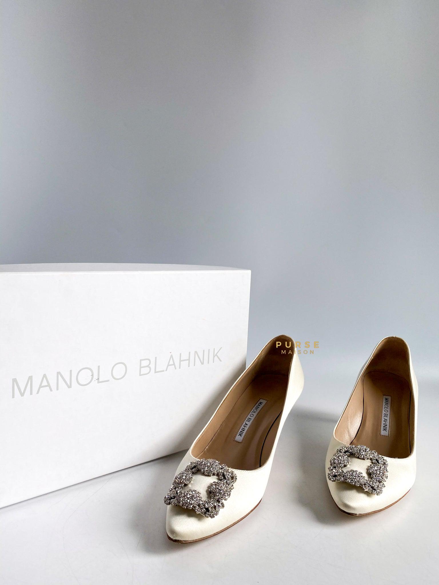 Manolo Blahnik Hangisi 130 White Satin Shoes Size 38 (25.5cm)