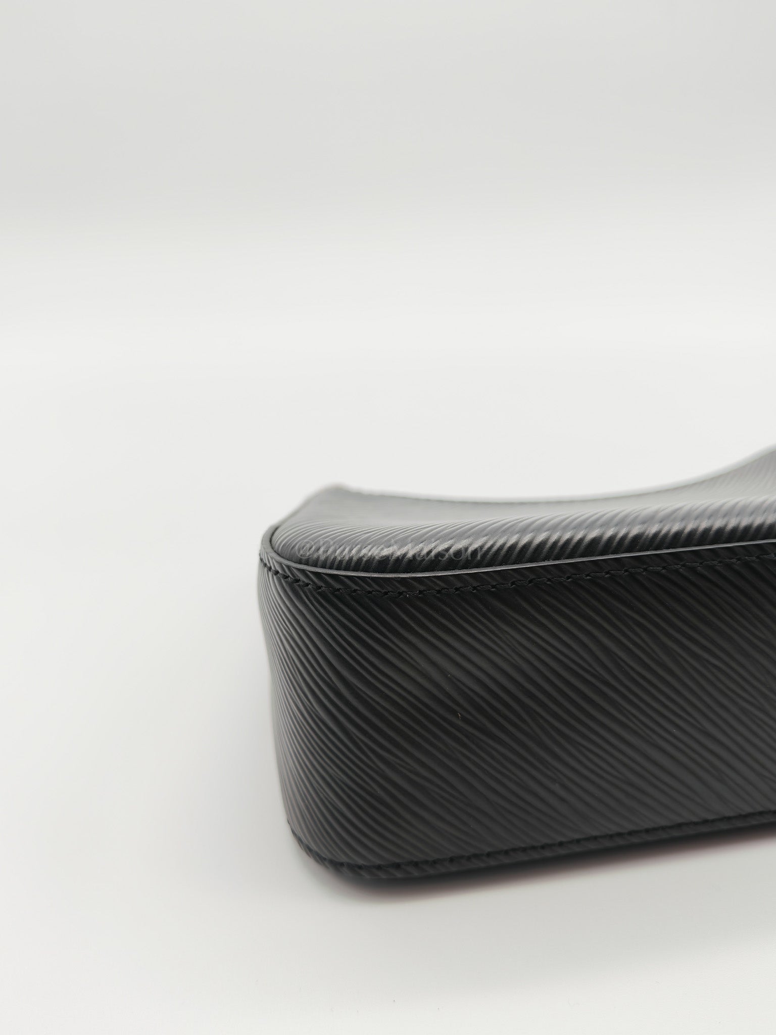 Marellini in Black Epi Leather Shoulder Bag ( Microchip) | Purse Maison Luxury Bags Shop