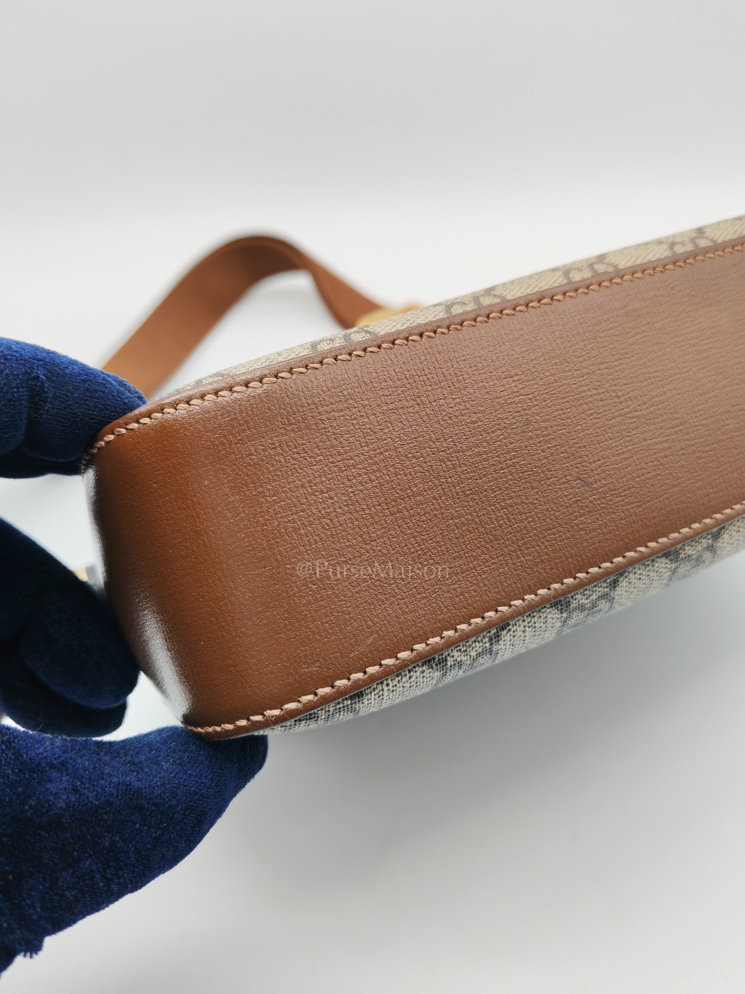 Interlocking G Messenger Bag in GG Supreme Canvas and Gold Hardware