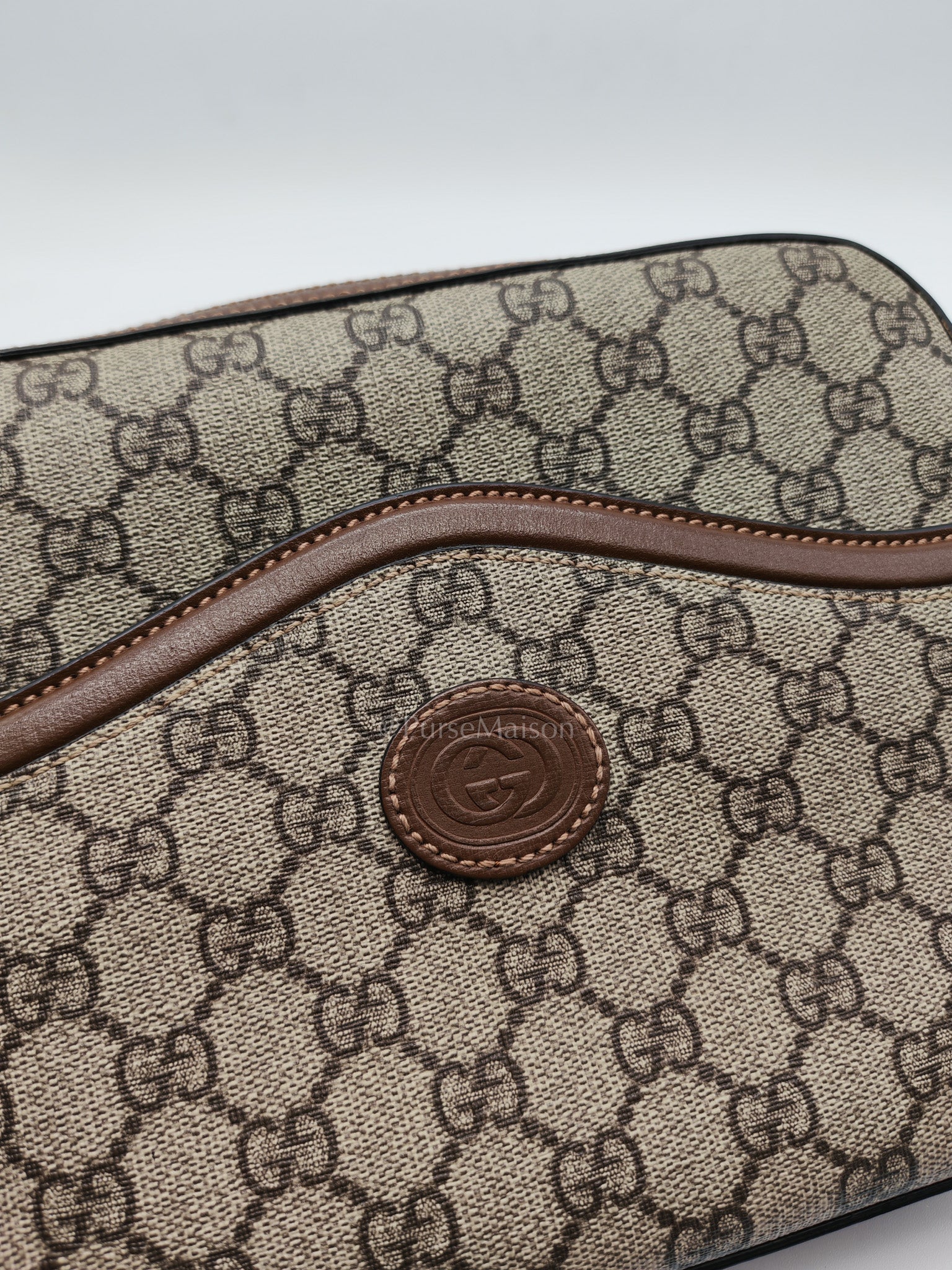 Interlocking G Messenger Bag in GG Supreme Canvas and Gold Hardware