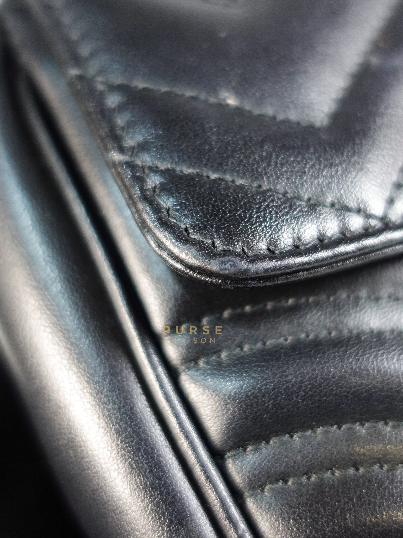 Marmont Flap Bag Mini in Black Matelasse Leather & Gold Hardware | Purse Maison Luxury Bags Shop