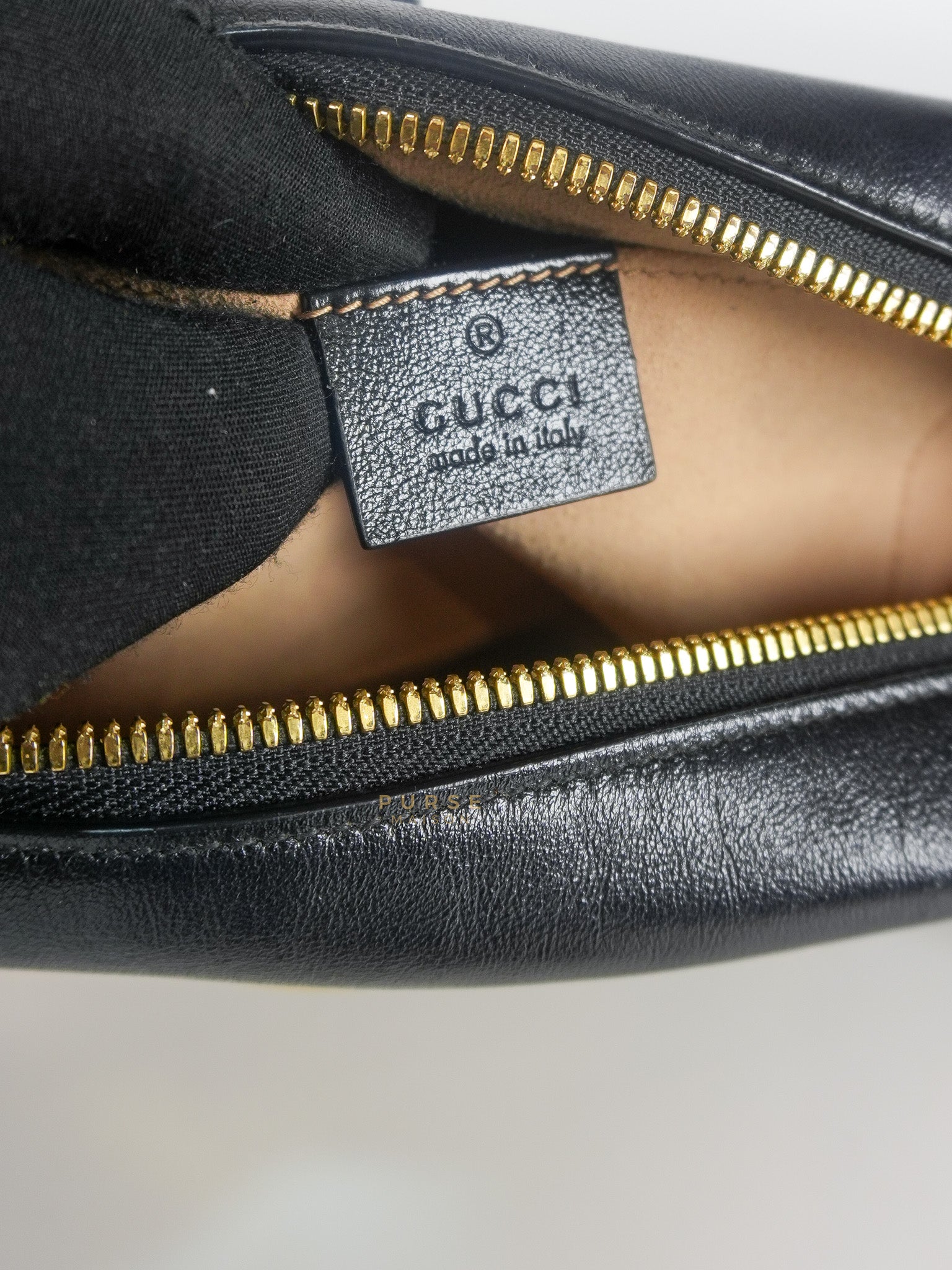 Marmont Small Camera Bag in GG Supreme Canvas | Purse Maison Luxury Bags Shop