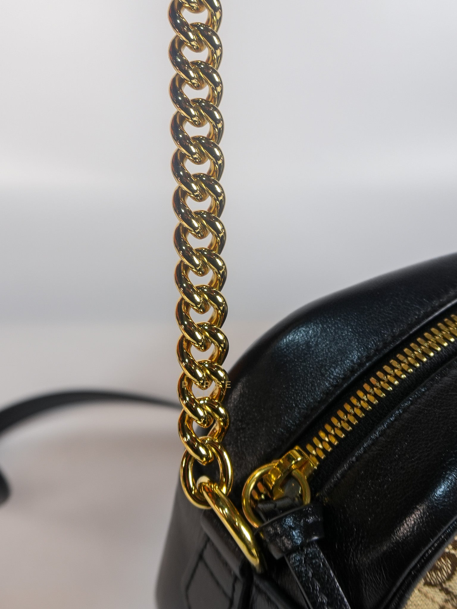 Marmont Small Camera Bag in GG Supreme Canvas | Purse Maison Luxury Bags Shop