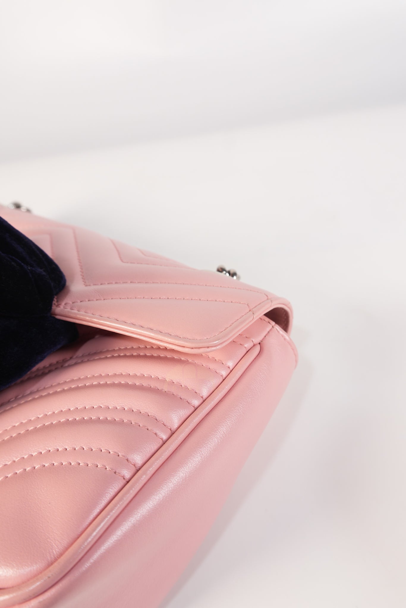 Marmont Small in Pink Matelasse Leather and Silver Hardware Crossbody Bag | Purse Maison Luxury Bags Shop