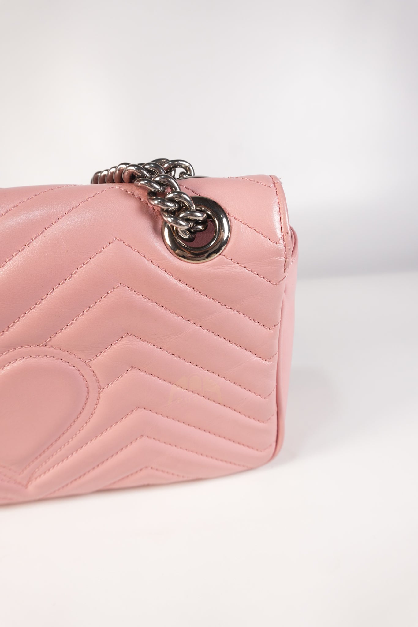 Marmont Small in Pink Matelasse Leather and Silver Hardware Crossbody Bag | Purse Maison Luxury Bags Shop