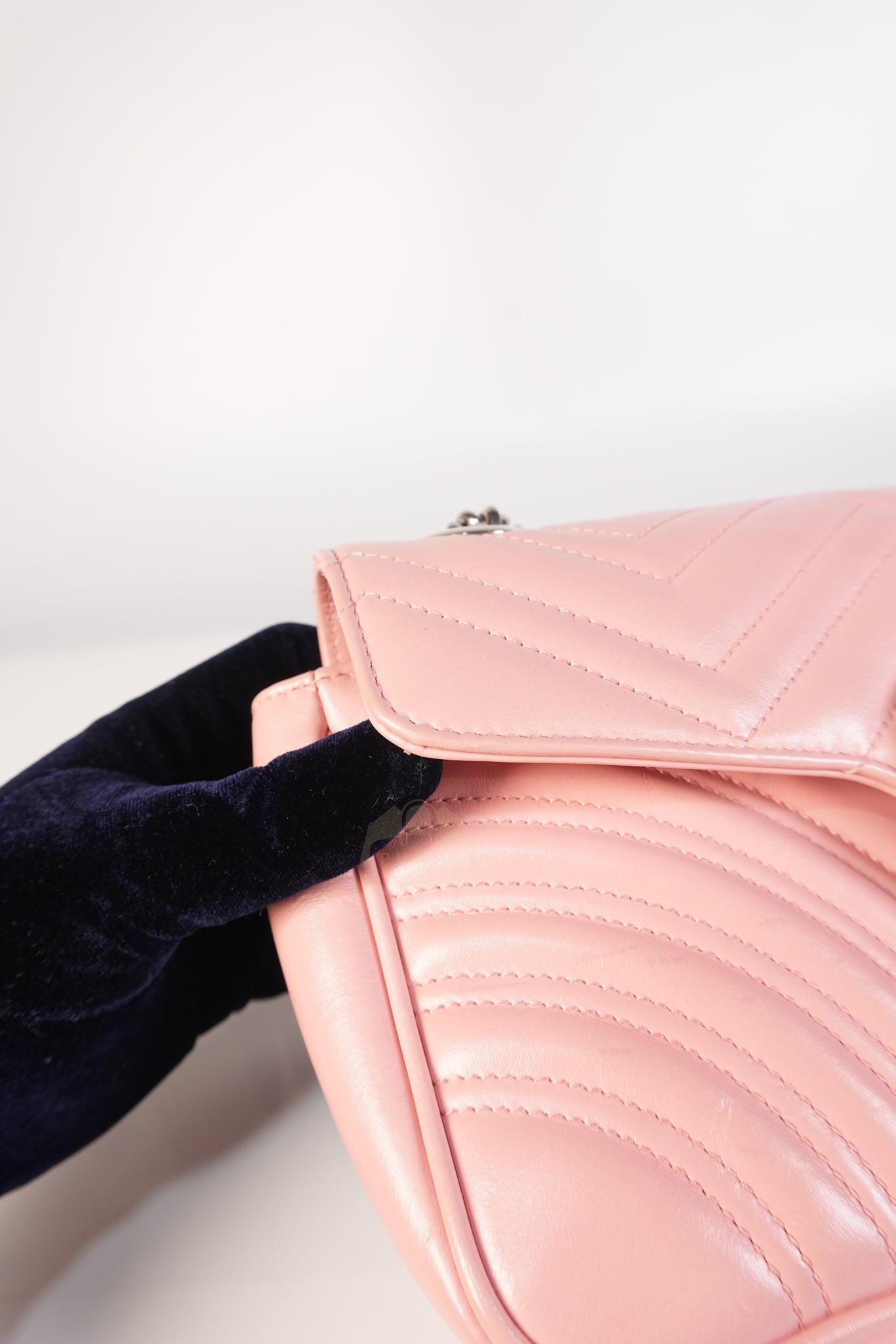 Marmont Small in Pink Matelasse Leather and Silver Hardware Crossbody Bag | Purse Maison Luxury Bags Shop