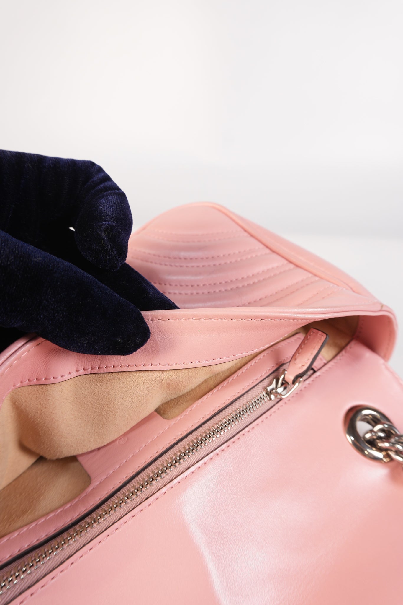 Marmont Small in Pink Matelasse Leather and Silver Hardware Crossbody Bag | Purse Maison Luxury Bags Shop