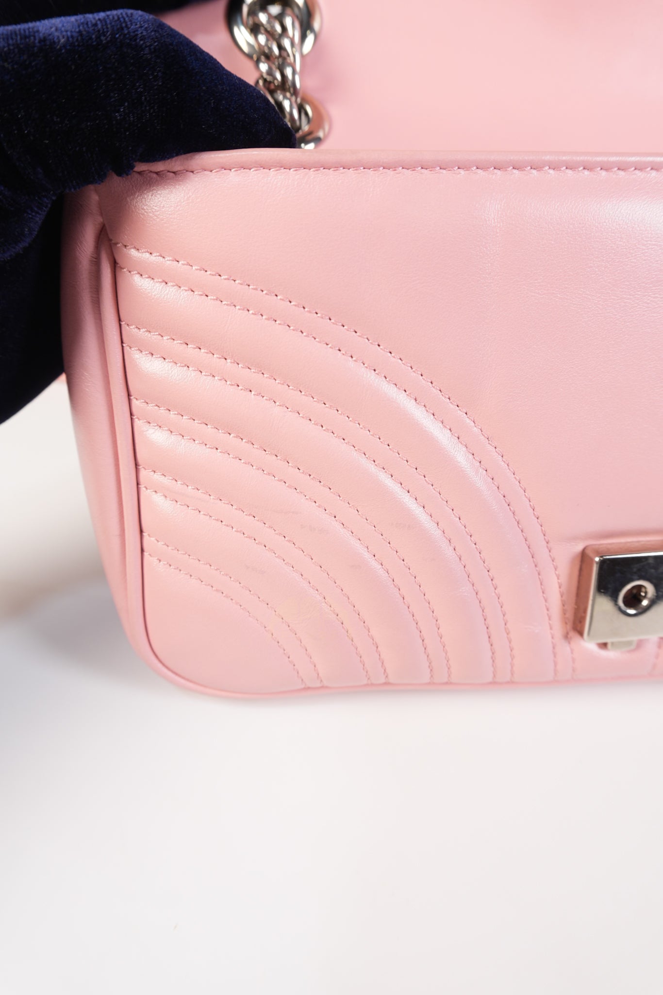 Marmont Small in Pink Matelasse Leather and Silver Hardware Crossbody Bag | Purse Maison Luxury Bags Shop