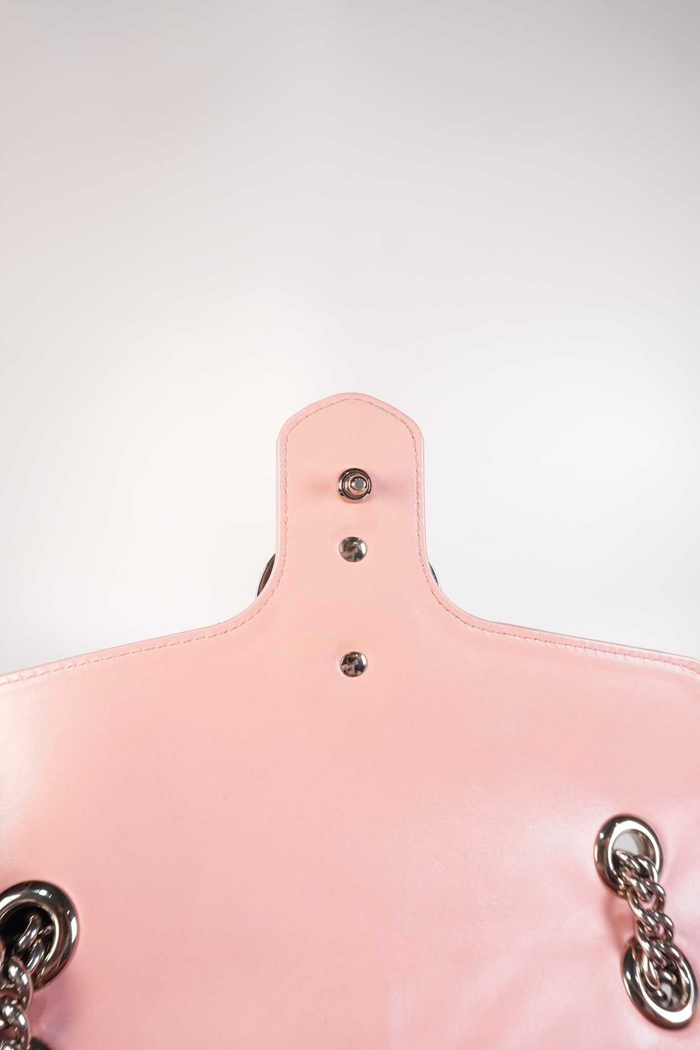 Marmont Small in Pink Matelasse Leather and Silver Hardware Crossbody Bag | Purse Maison Luxury Bags Shop