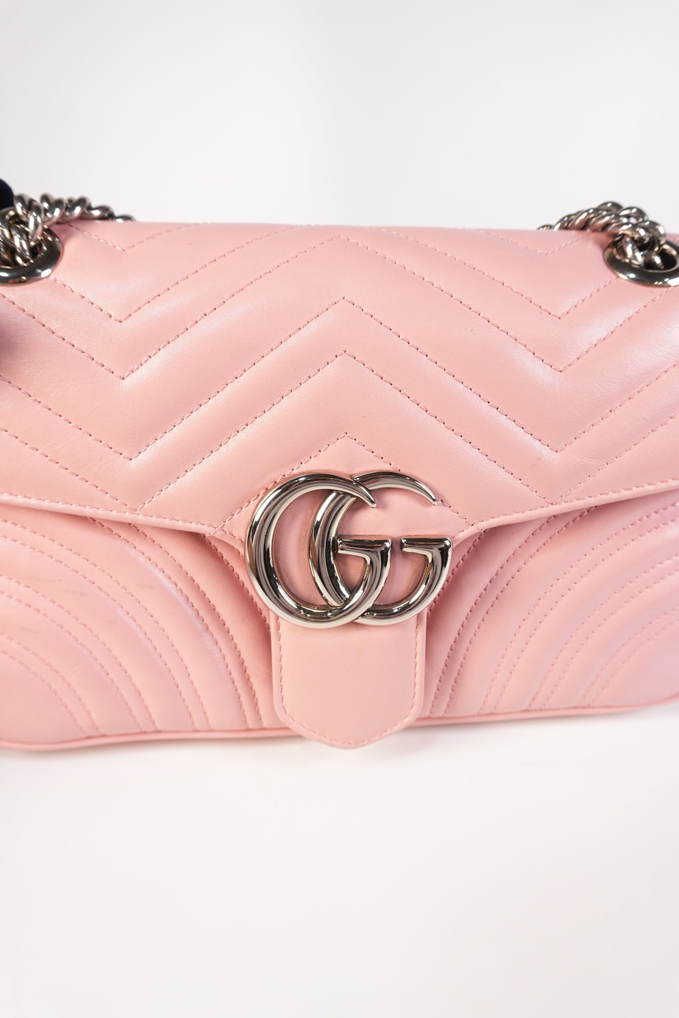Marmont Small in Pink Matelasse Leather and Silver Hardware Crossbody Bag | Purse Maison Luxury Bags Shop