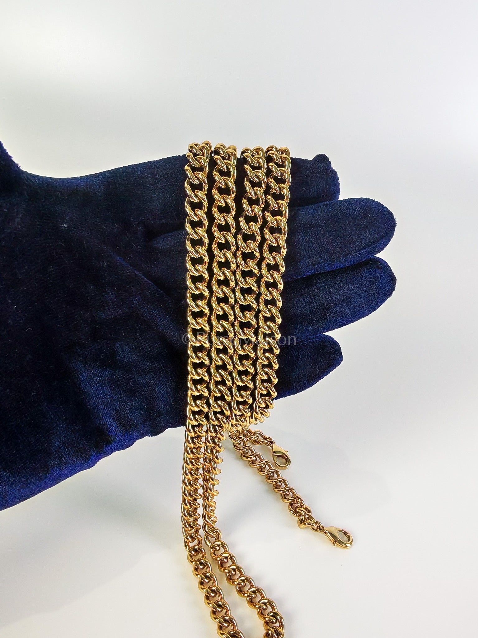 Marron Zucca F Convertible Belt Bag in Black With Chain | Purse Maison Luxury Bags Shop