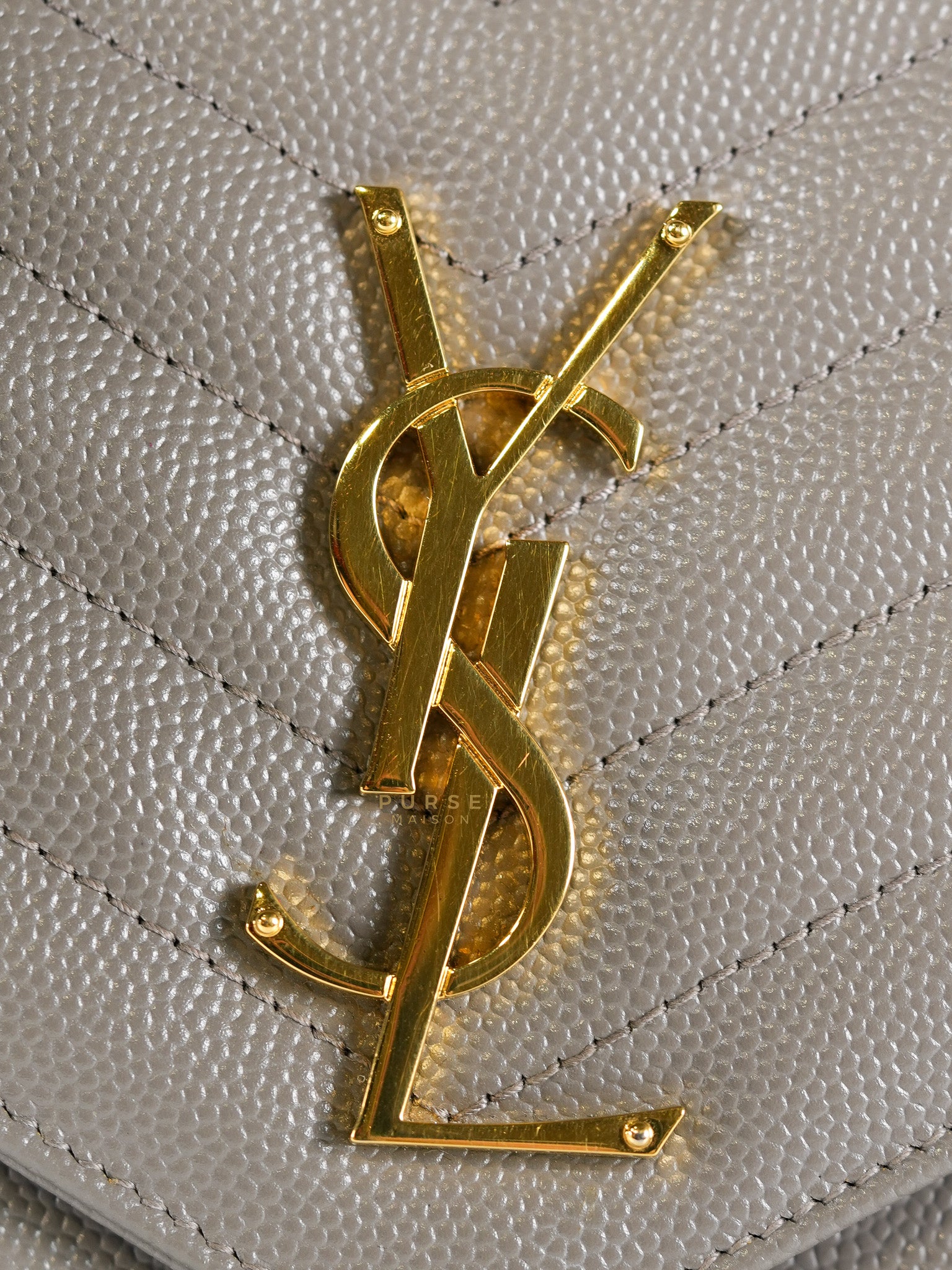 Matelasse Gray Medium Grained de Poudre Wallet on Chain | Purse Maison Luxury Bags Shop