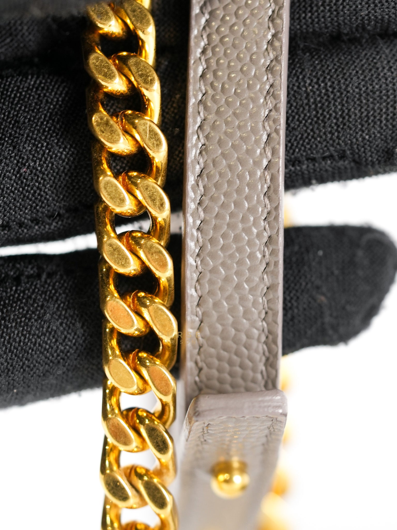 Matelasse Gray Medium Grained de Poudre Wallet on Chain | Purse Maison Luxury Bags Shop