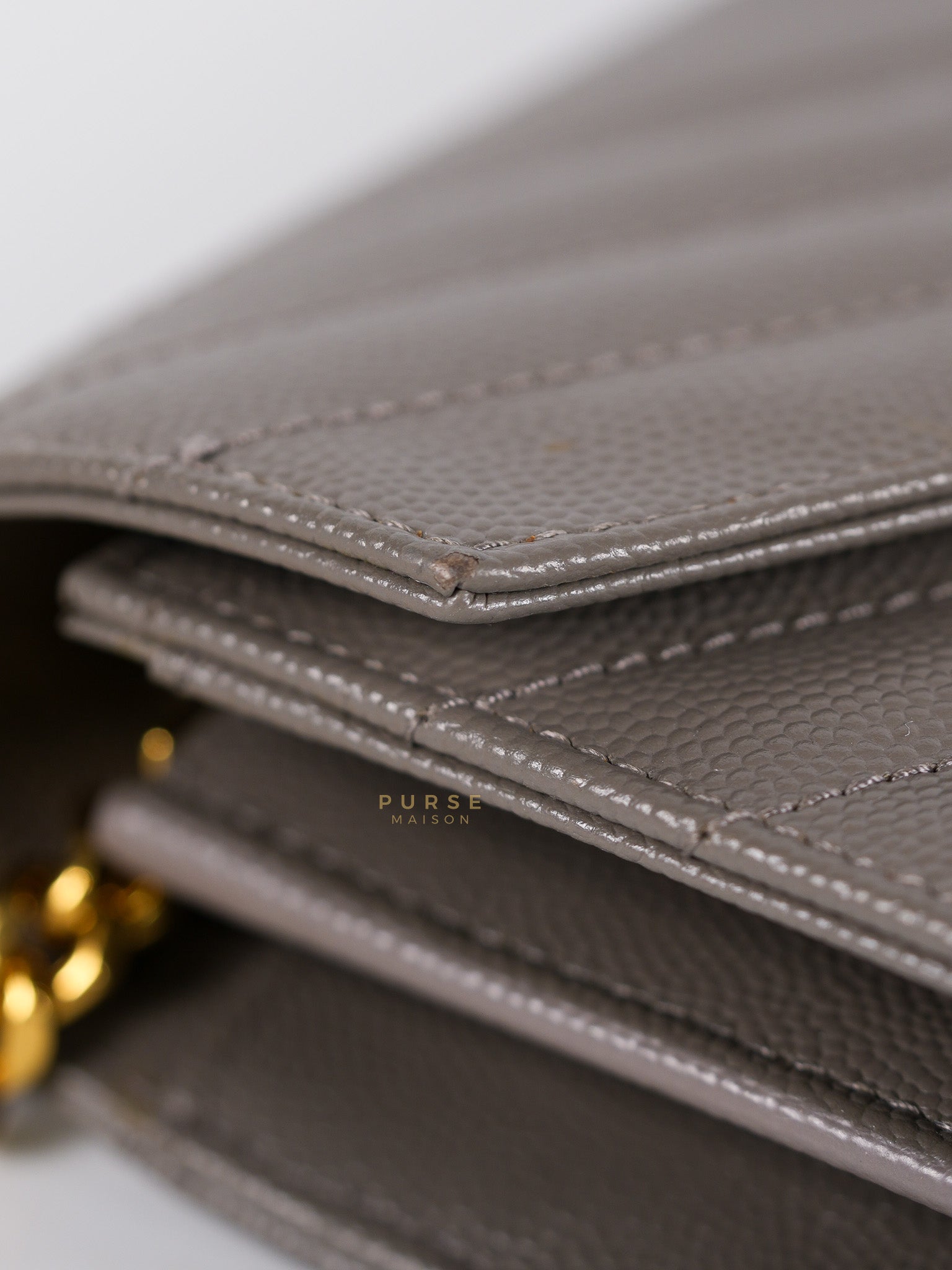 Matelasse Gray Medium Grained de Poudre Wallet on Chain | Purse Maison Luxury Bags Shop